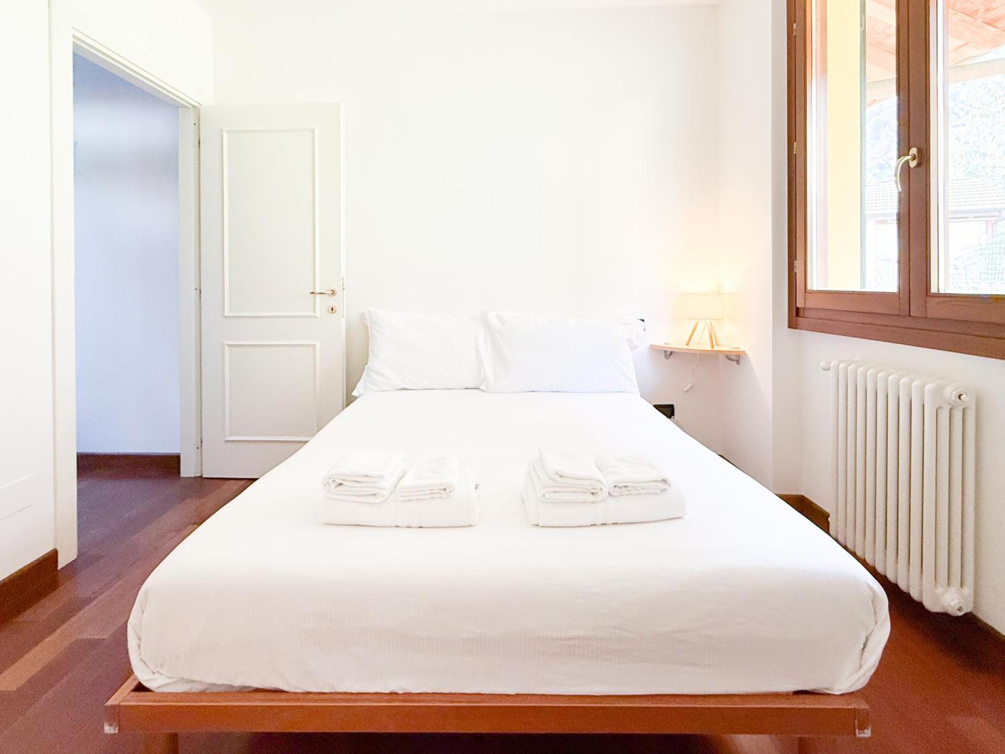 Dimora Larianda - Private Garden, Private Parking Holiday home