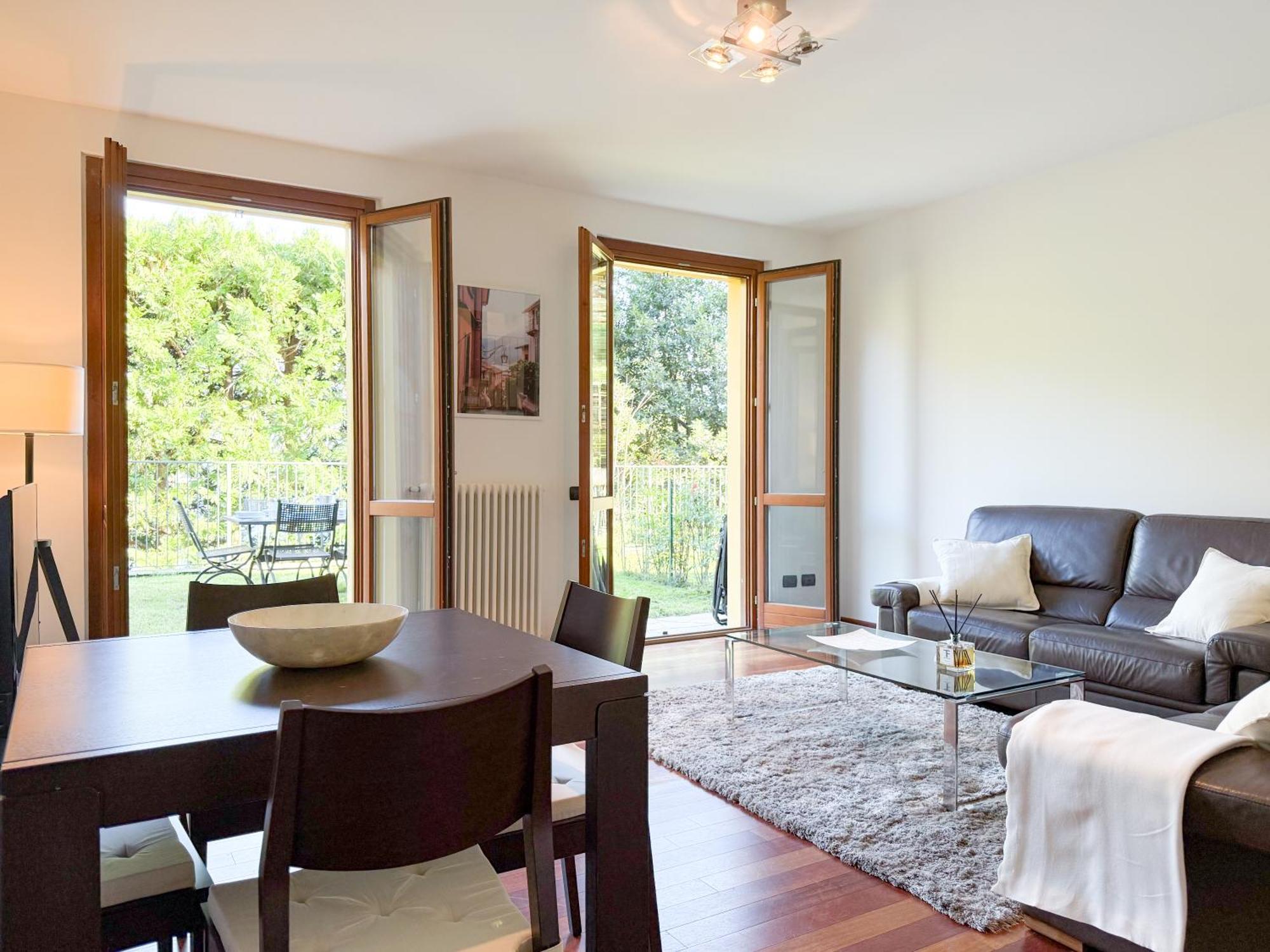 Dimora Larianda - Private Garden, Private Parking Holiday home