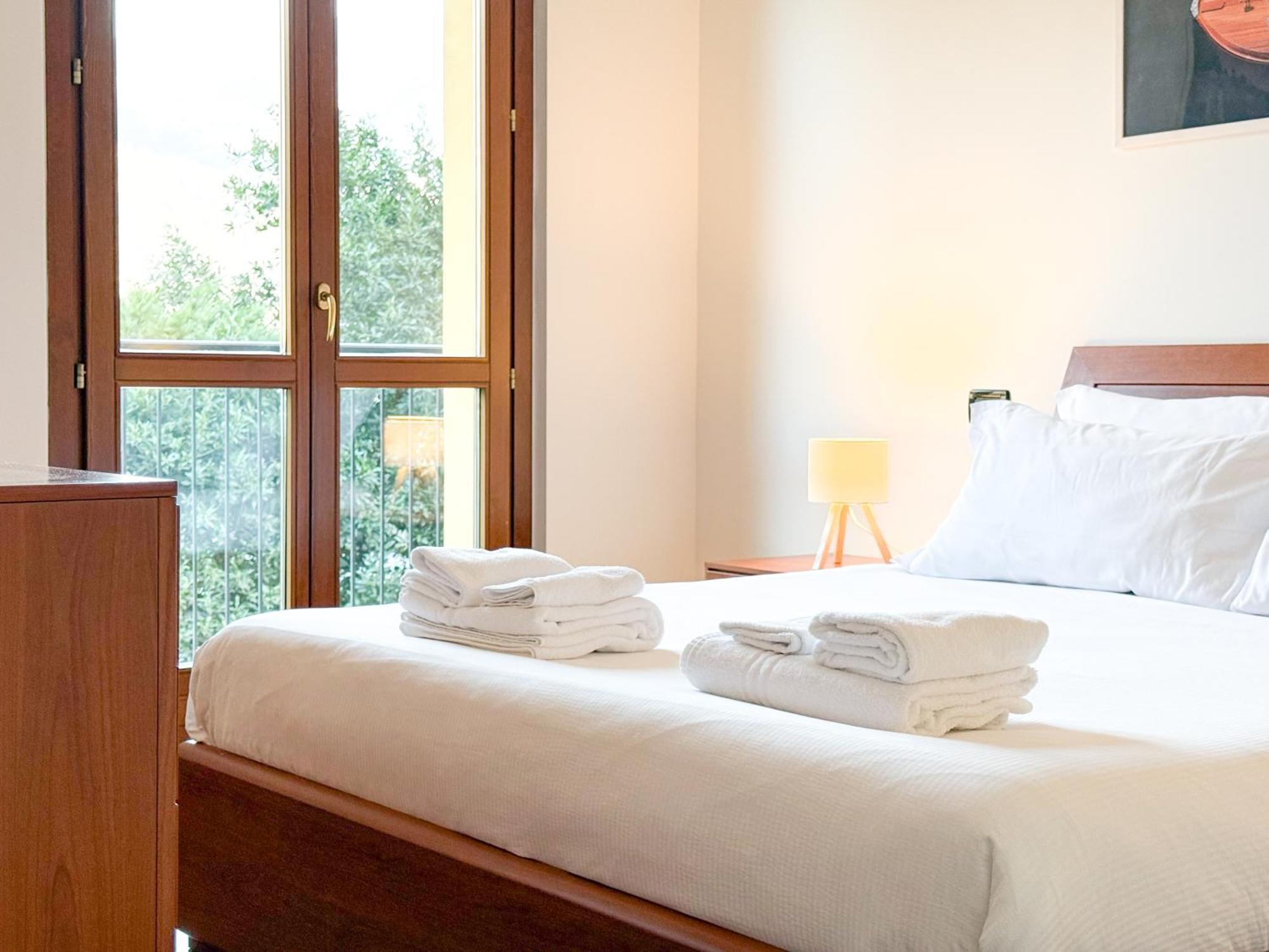 Holiday home Dimora Larianda - Private Garden, Private Parking