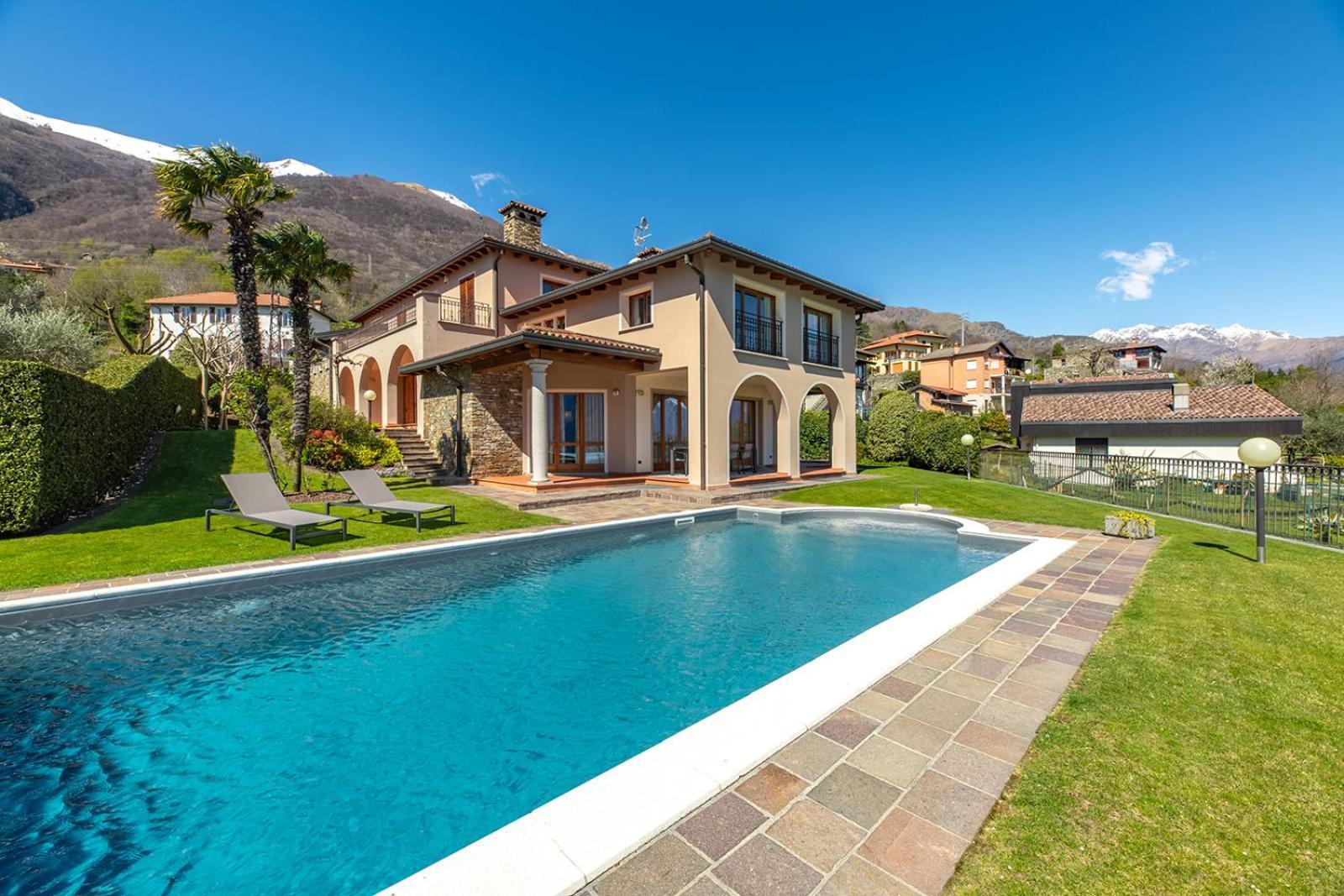 Principessa - Stunning With Panoramic Views Villa