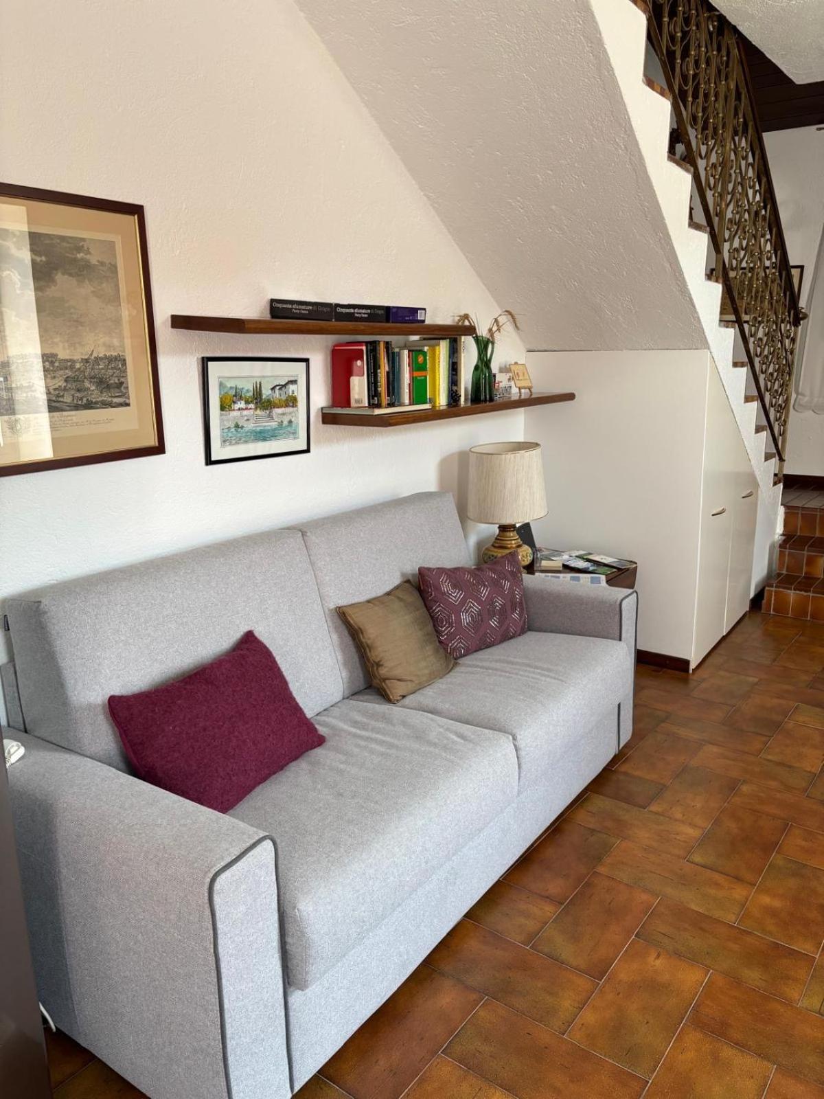 Ester Lakehouse, Graziosa Casa Indipendente Casa vacanze