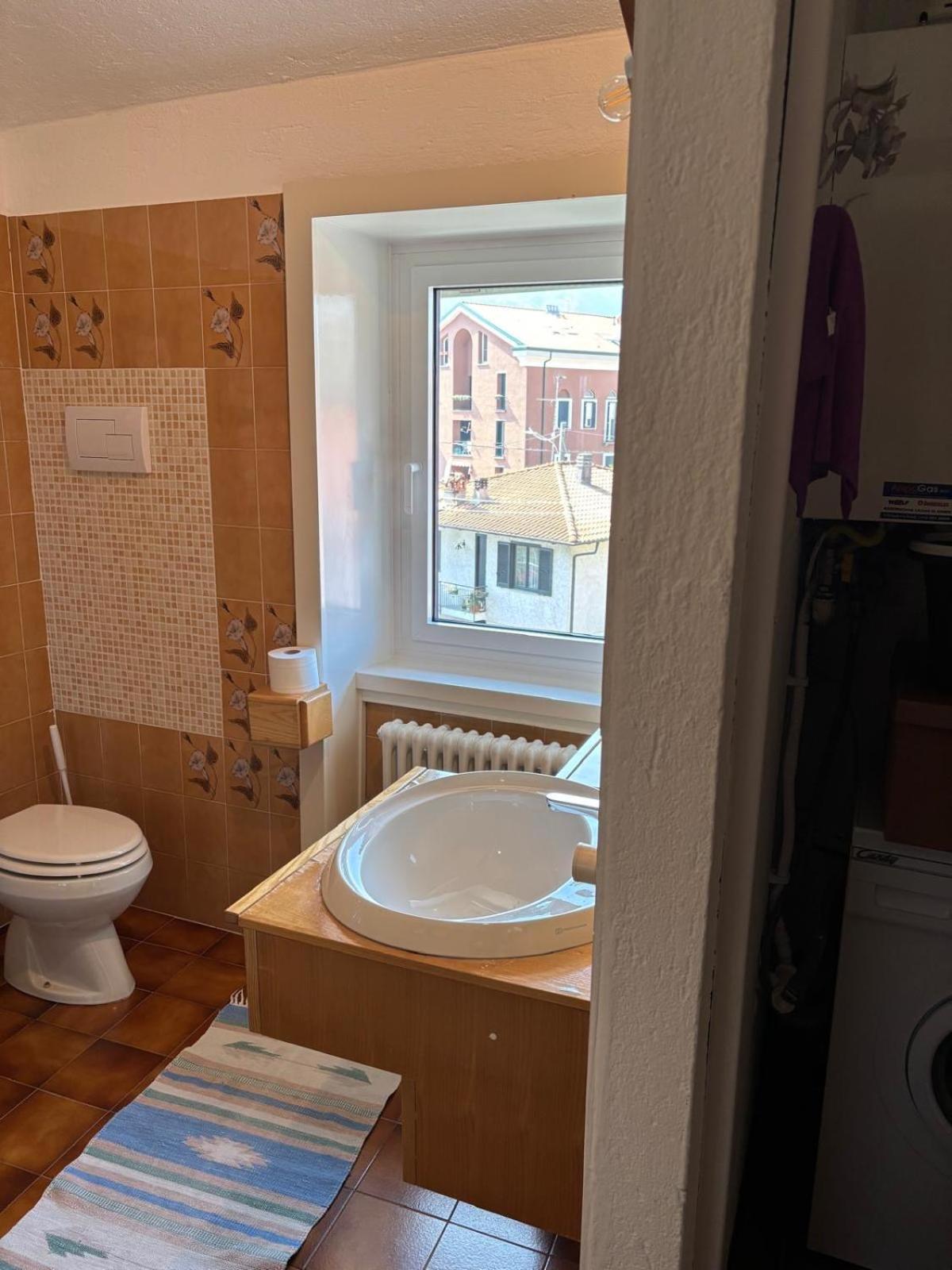 Ester Lakehouse, Graziosa Casa Indipendente Casa vacanze Lierna