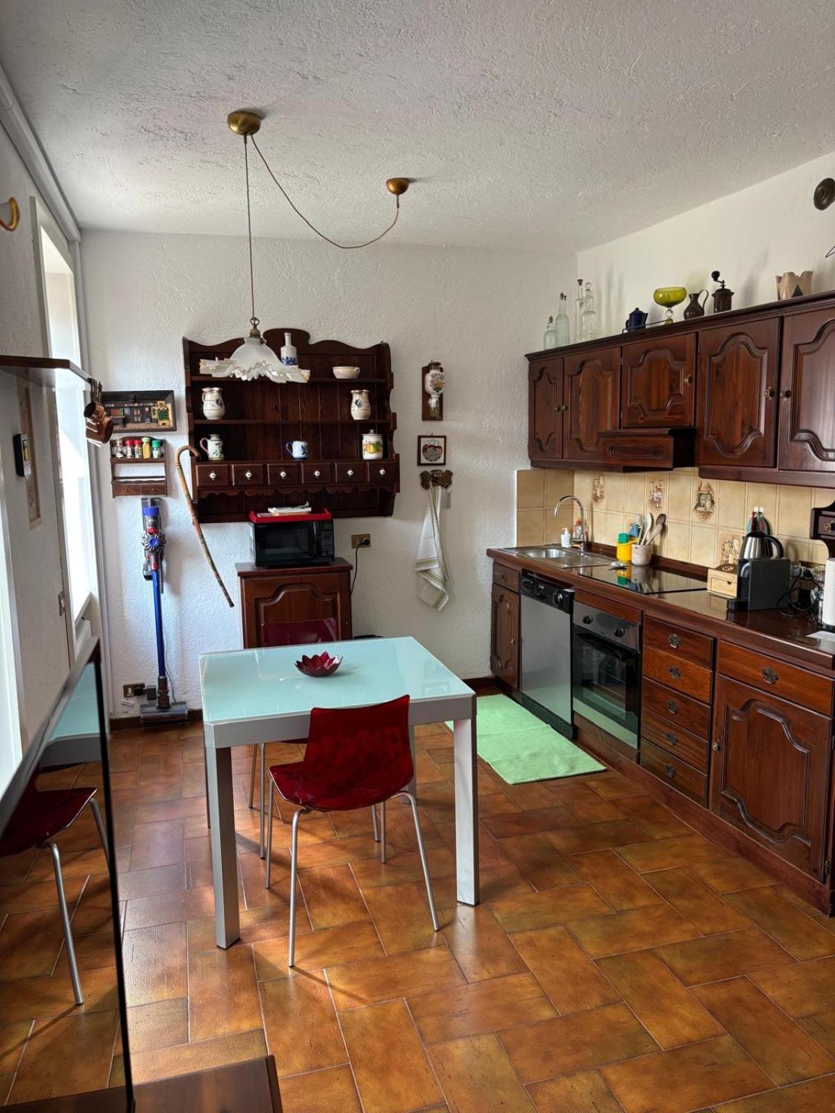 Ester Lakehouse, Graziosa Casa Indipendente