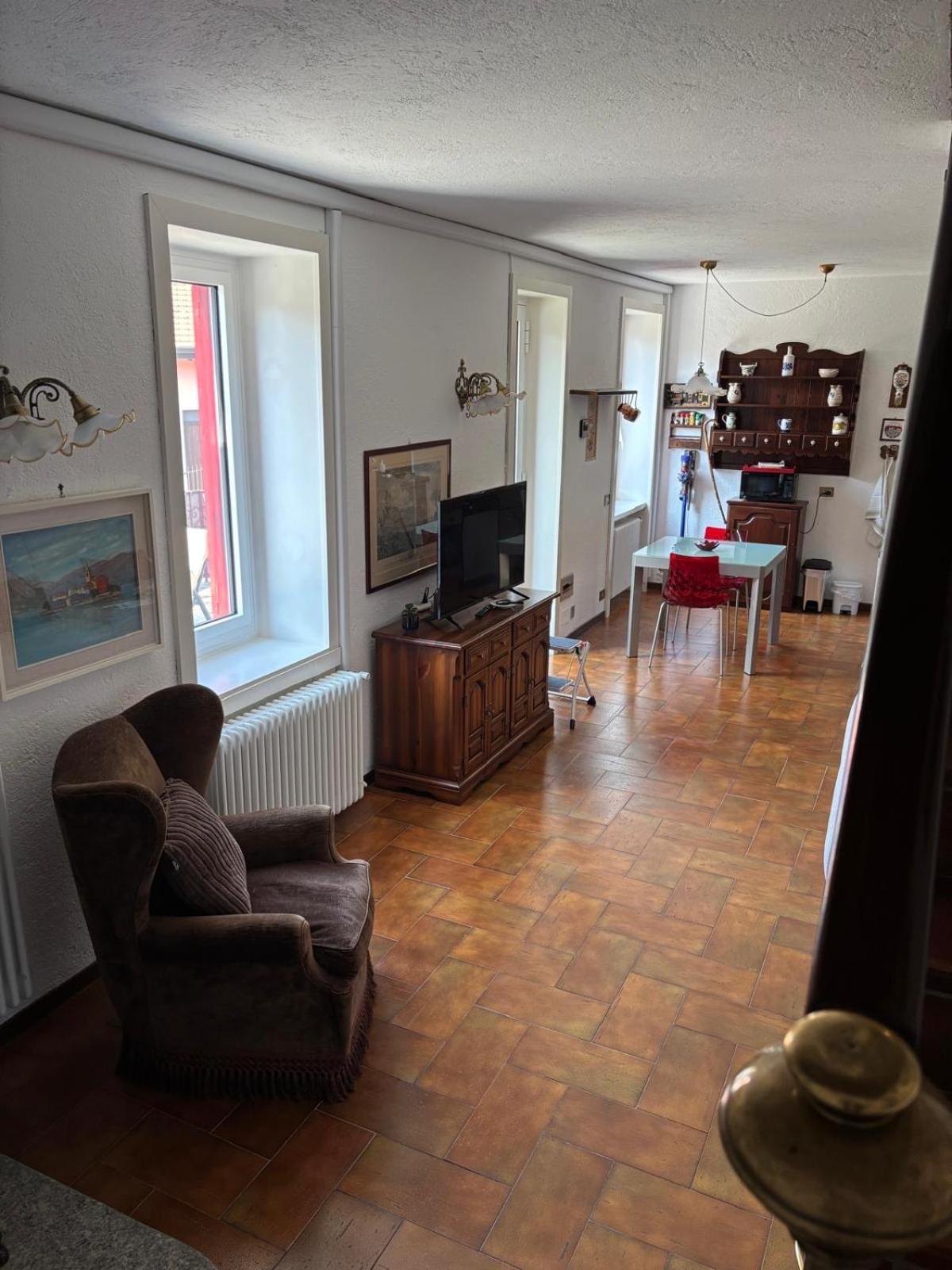 Casa vacanze Ester Lakehouse, Graziosa Casa Indipendente