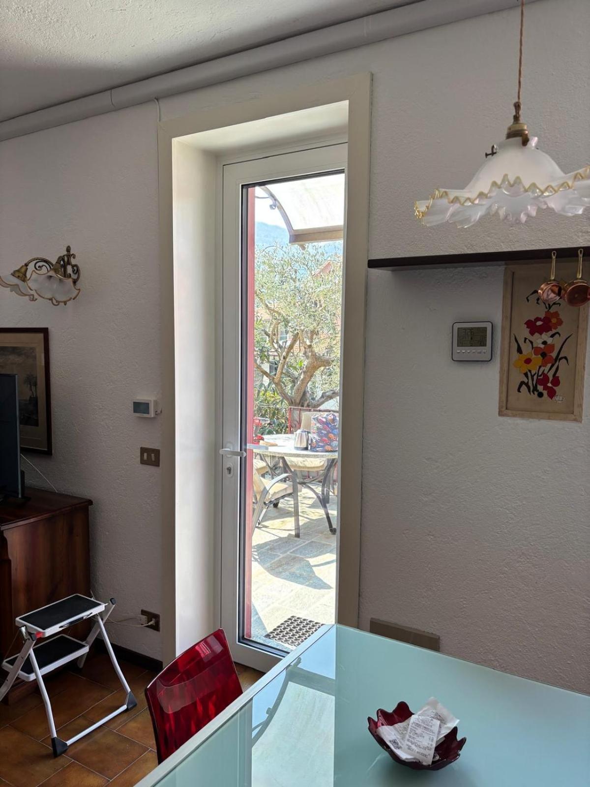 Casa vacanze Ester Lakehouse, Graziosa Casa Indipendente Lierna