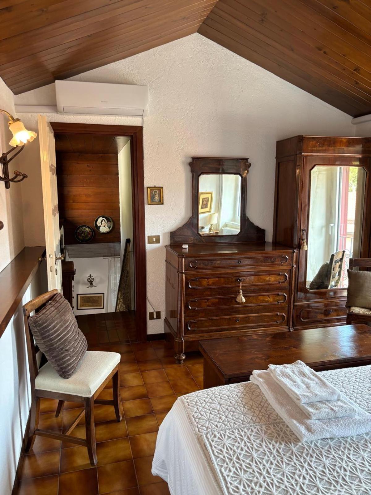 Ester Lakehouse, Graziosa Casa Indipendente * Lierna