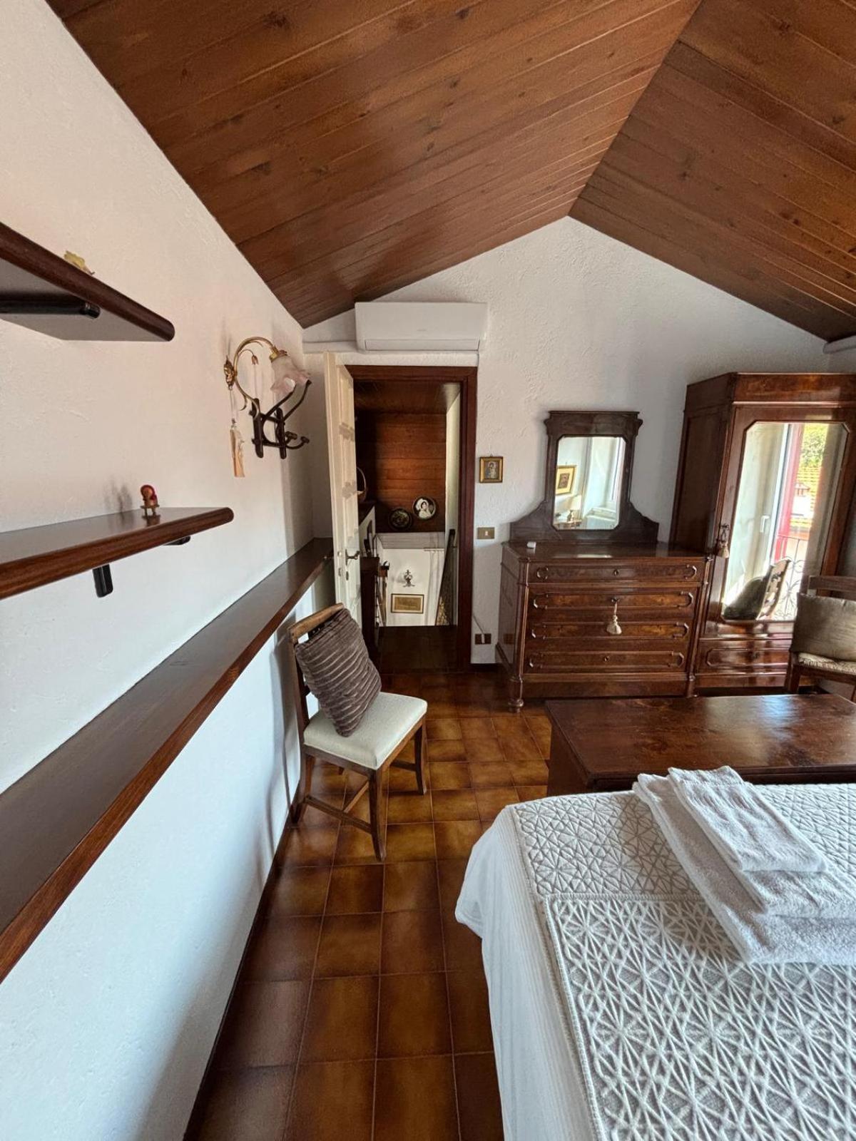 Ester Lakehouse, Graziosa Casa Indipendente *