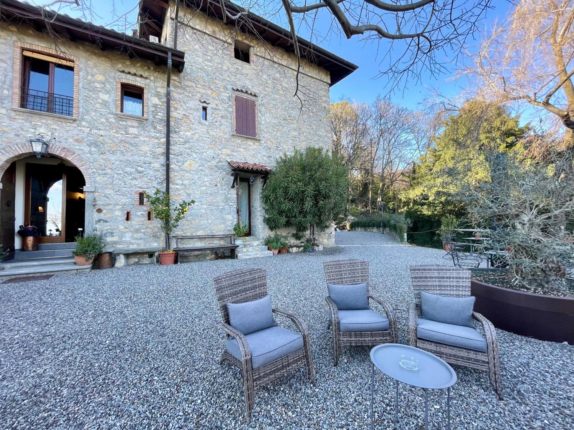 Il Castellaccio - * Albavilla