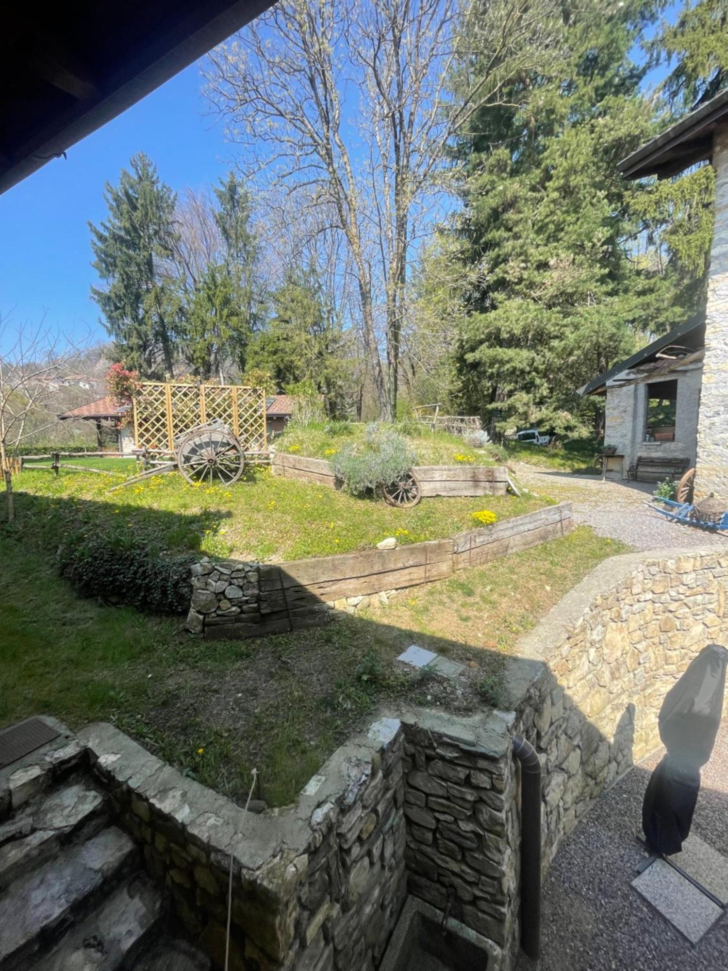 Il Castellaccio - Bed & Breakfast Albavilla