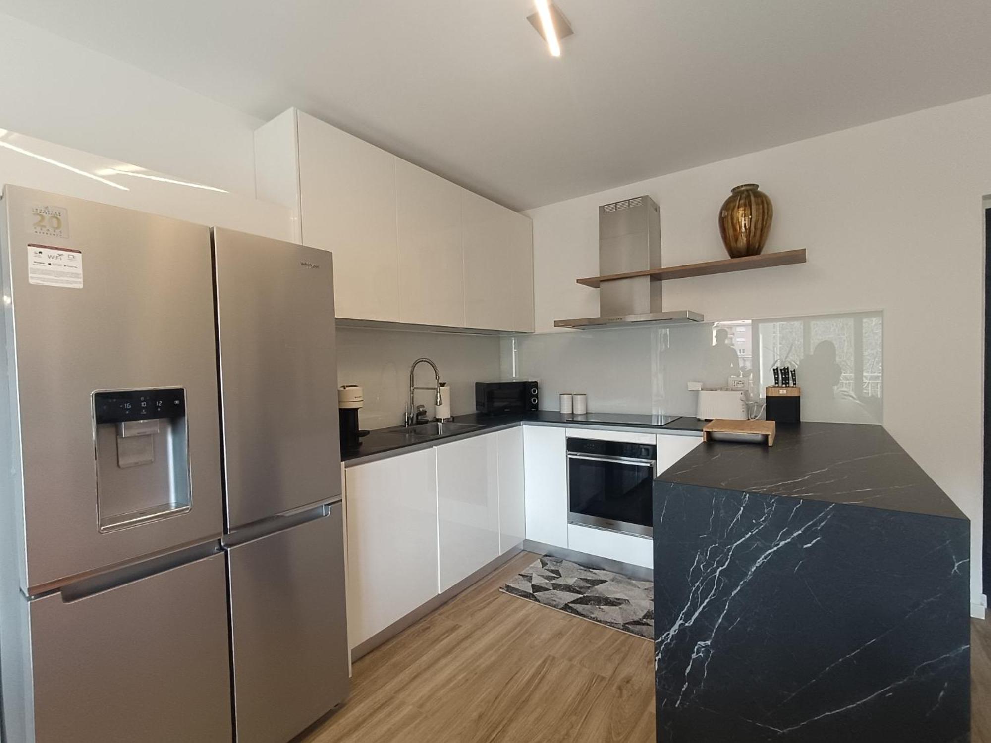 N 5 - Luxury * Como