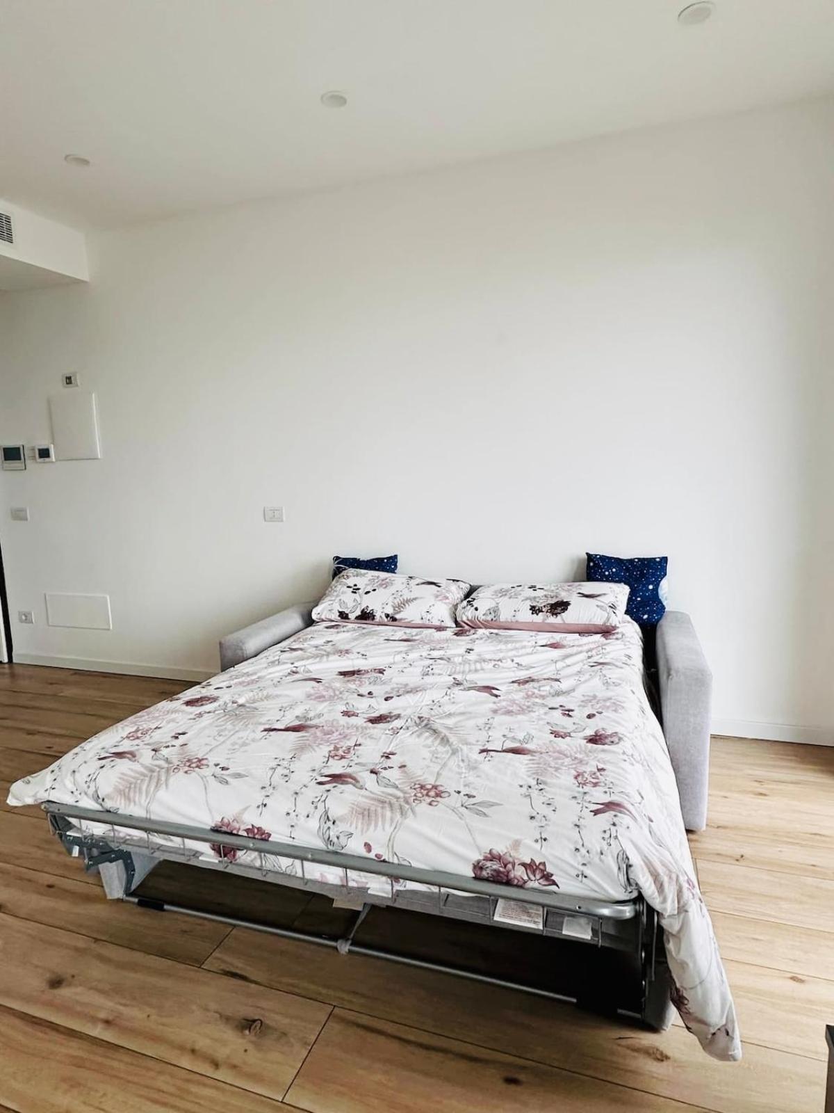 The View - Spacious Modern Apartment Como