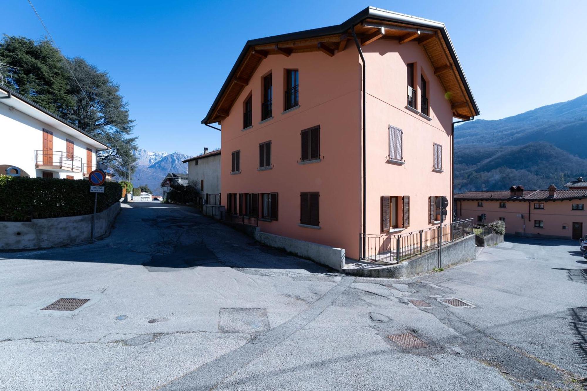 Lightful In By Wonderful Italy Apartment Valbrona