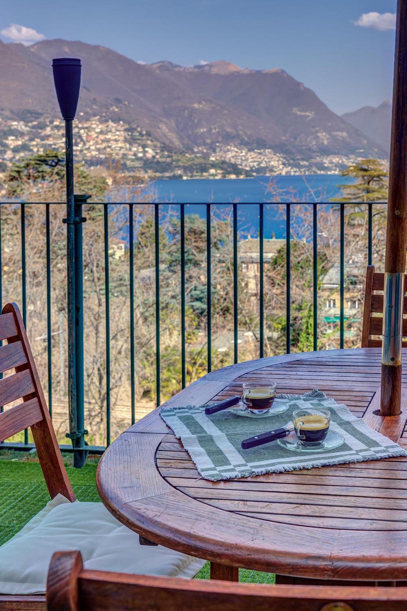 La Torretta By Comorooms Holiday home *