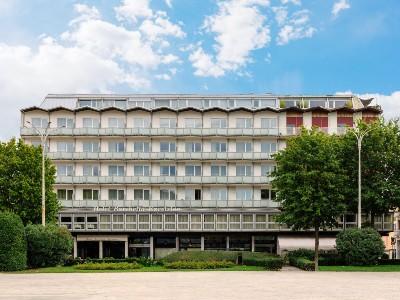 Barchetta Excelsior Hotel 4*