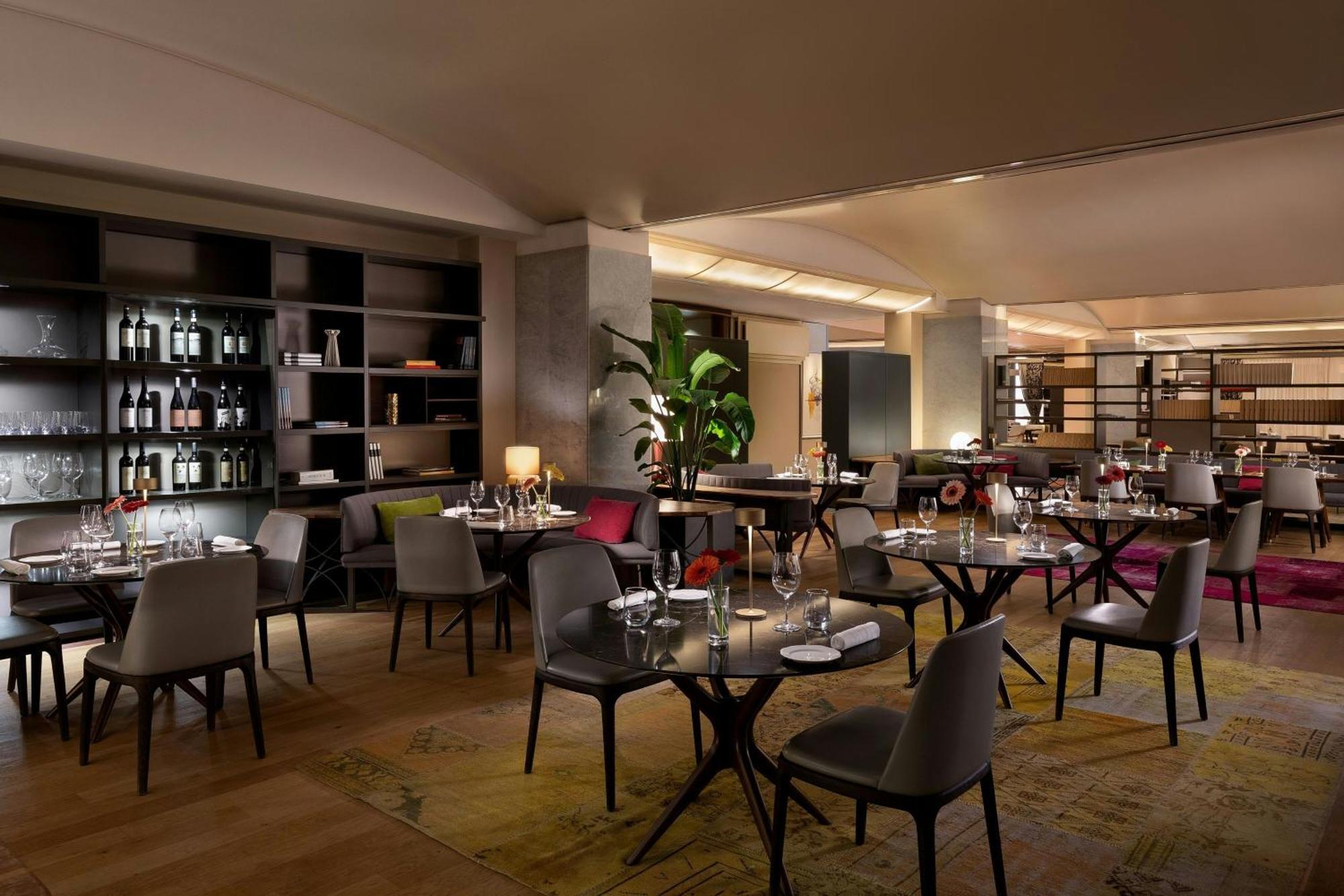 Sheraton 4*