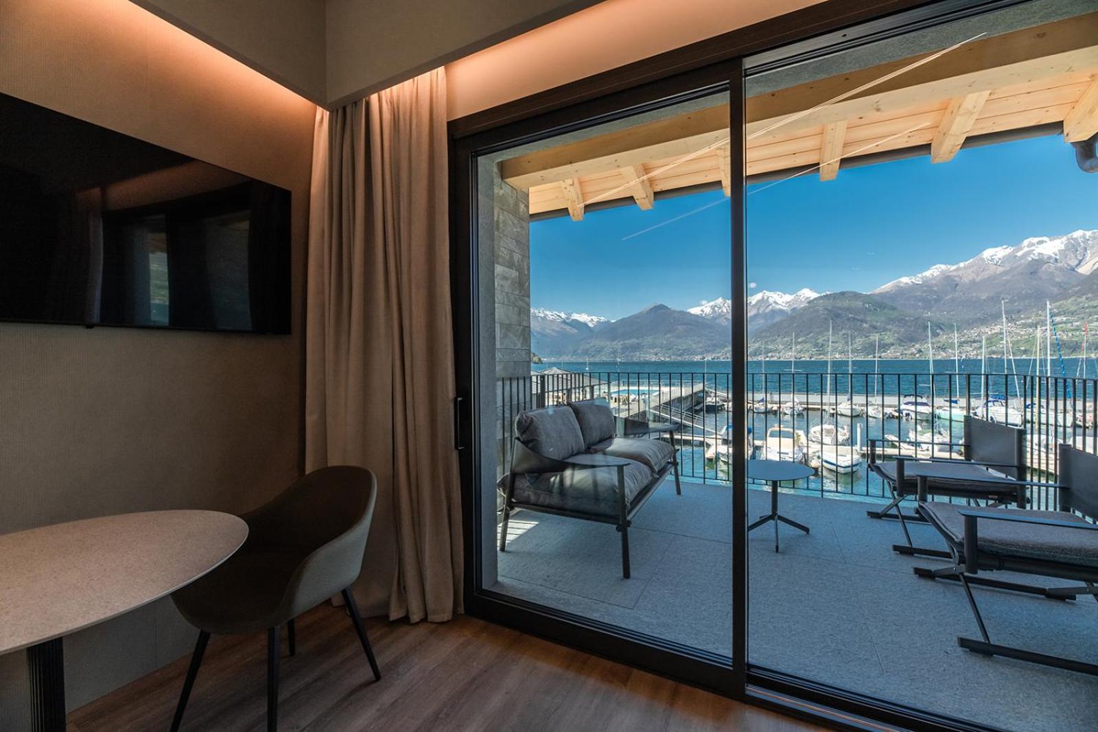 Dorato Marina - Panoramic View Lodge *