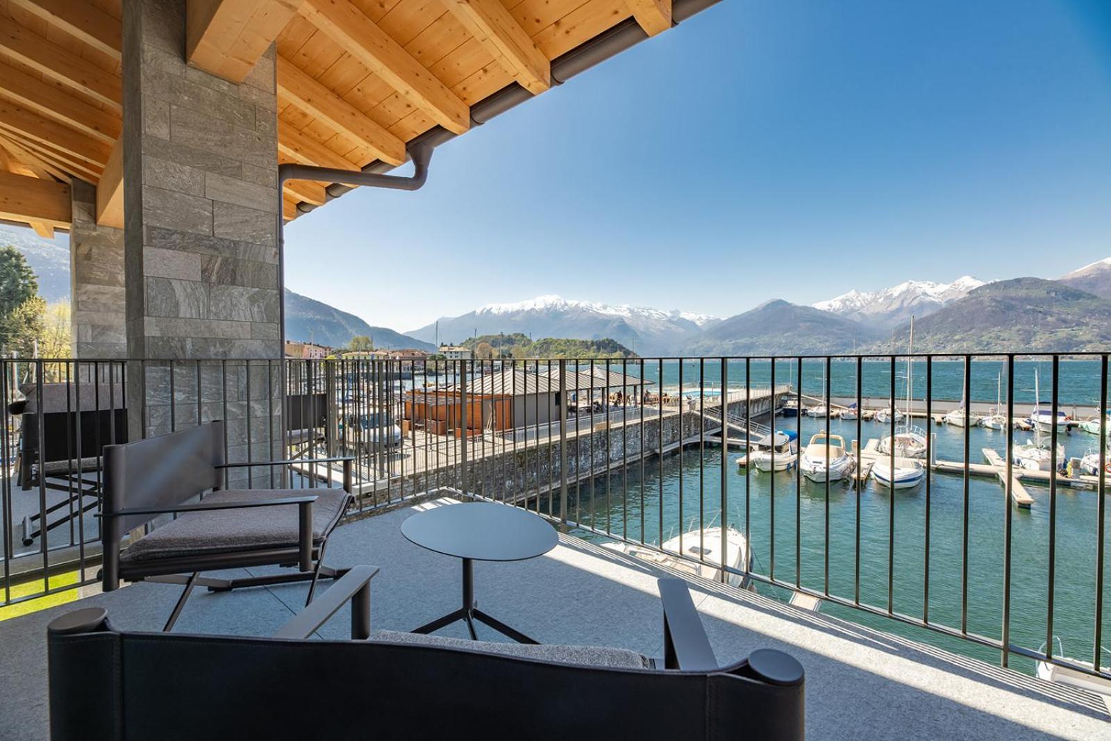 Dorato Marina - Panoramic View Lodge Colico