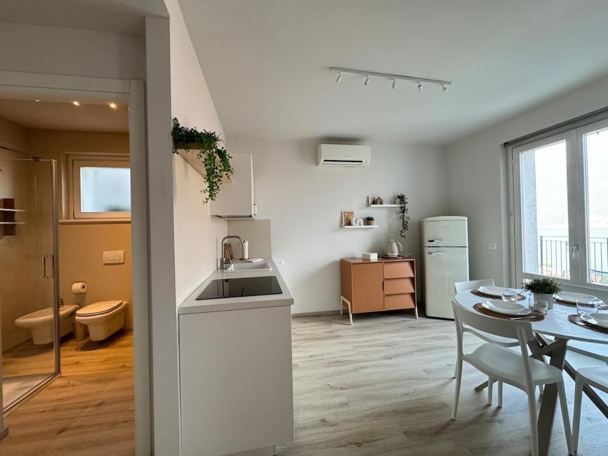 Ama Homes - Garden Lakeview Apartment