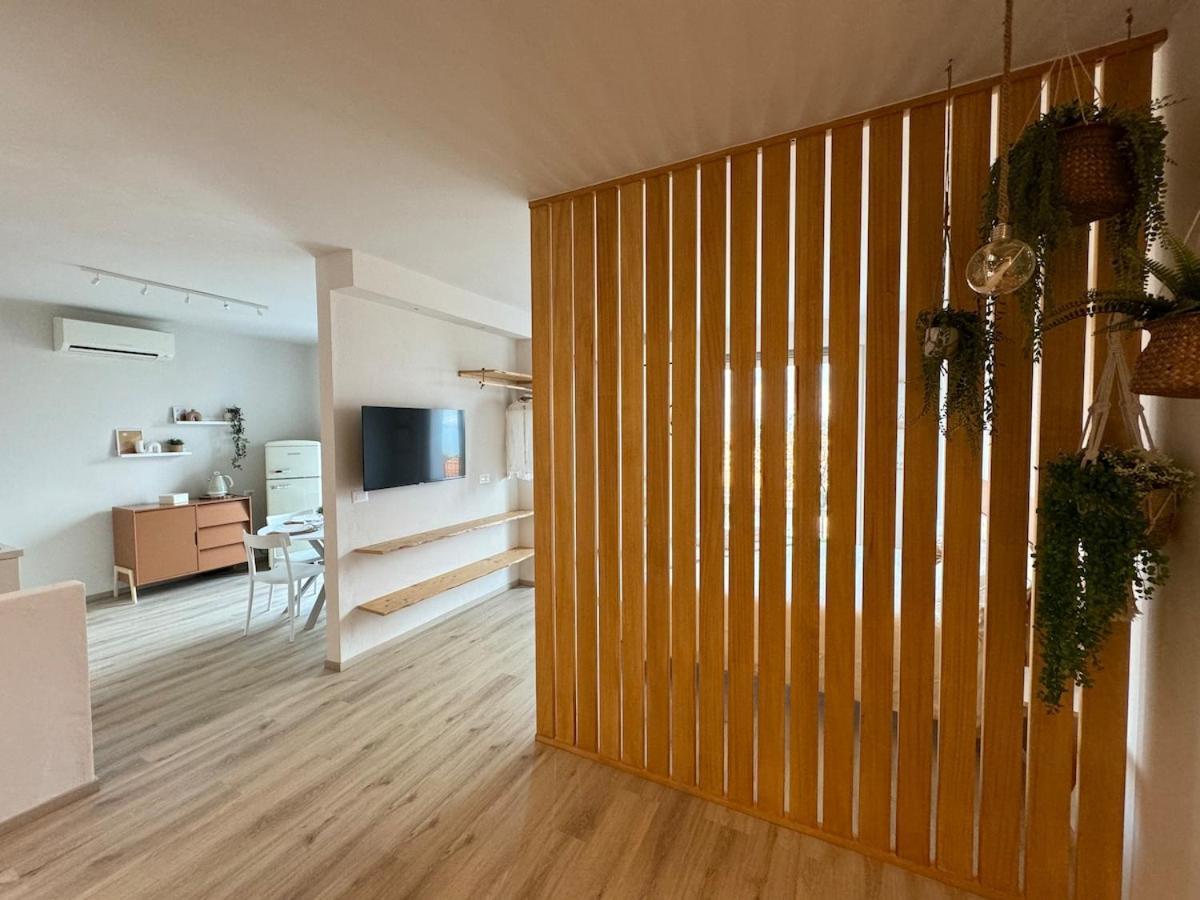Ama Homes - Garden Lakeview Apartment