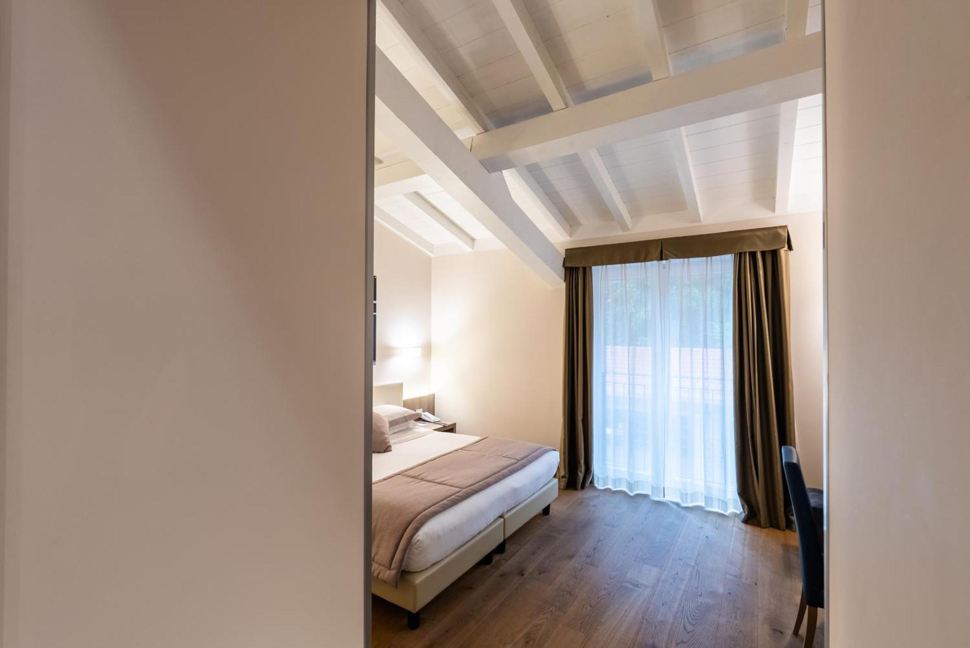 Hotel Centrale 4* Cernobbio
