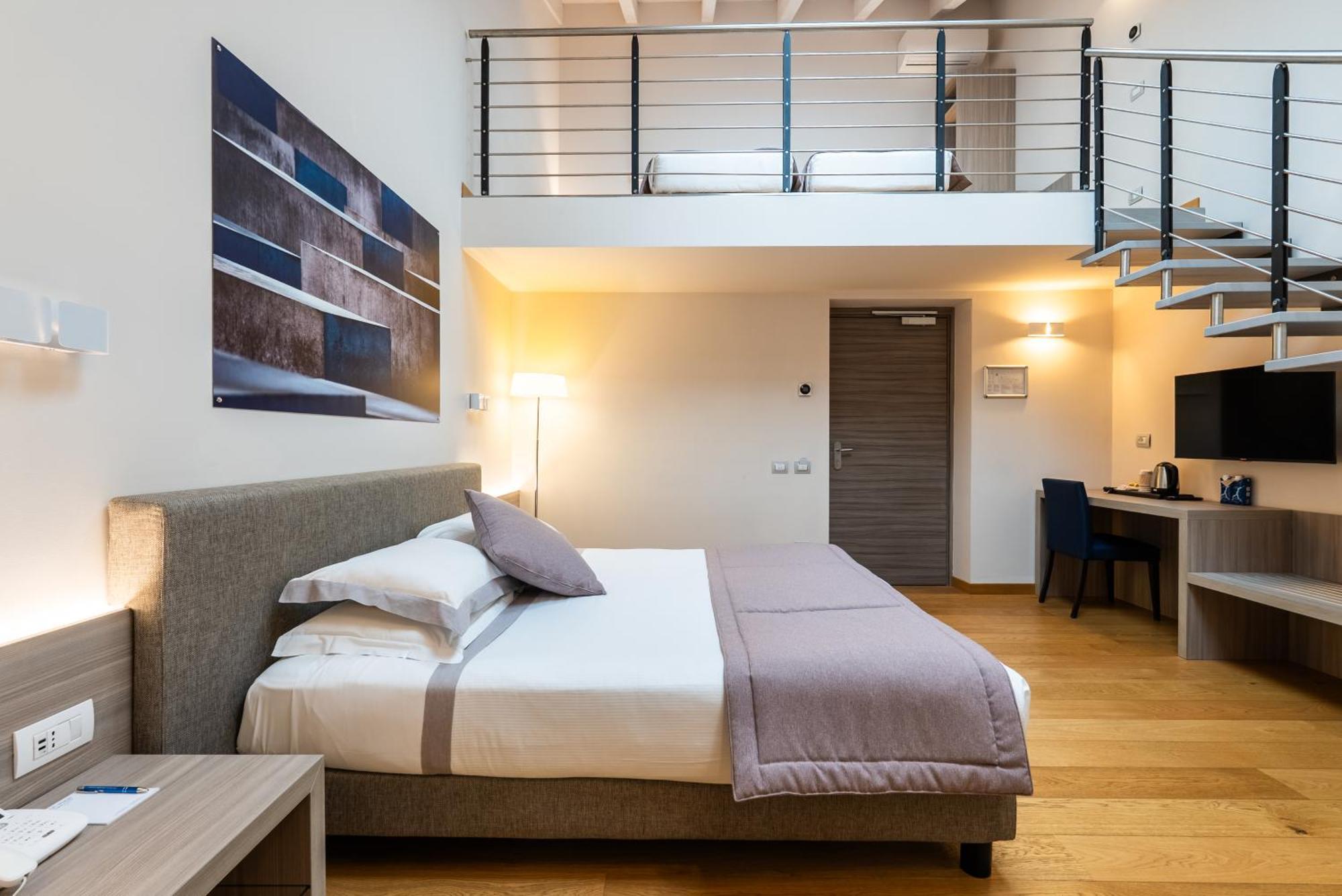 Hotel Centrale 4*