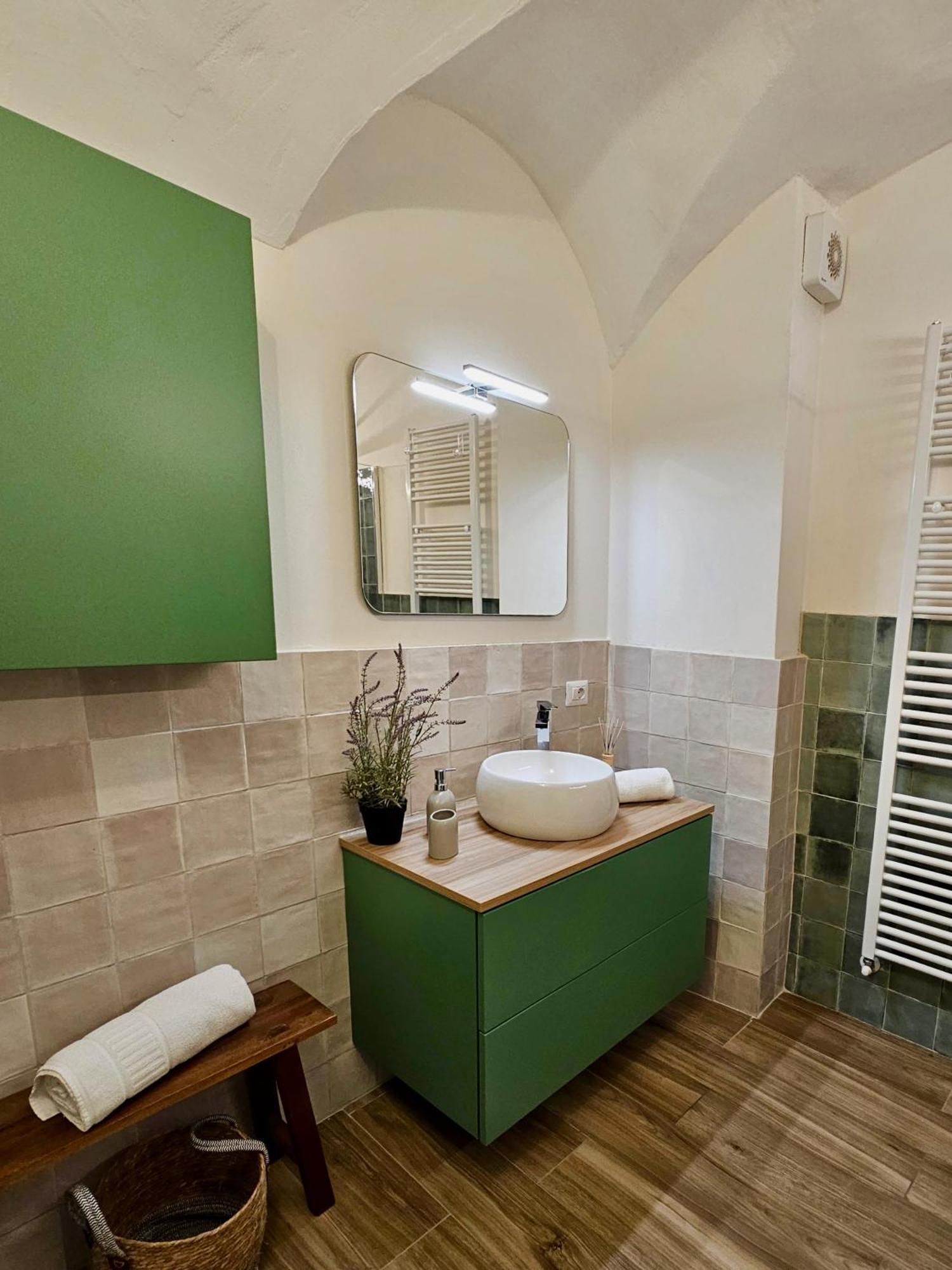 Via Scale Apartments, Como, Apartment Brienno
