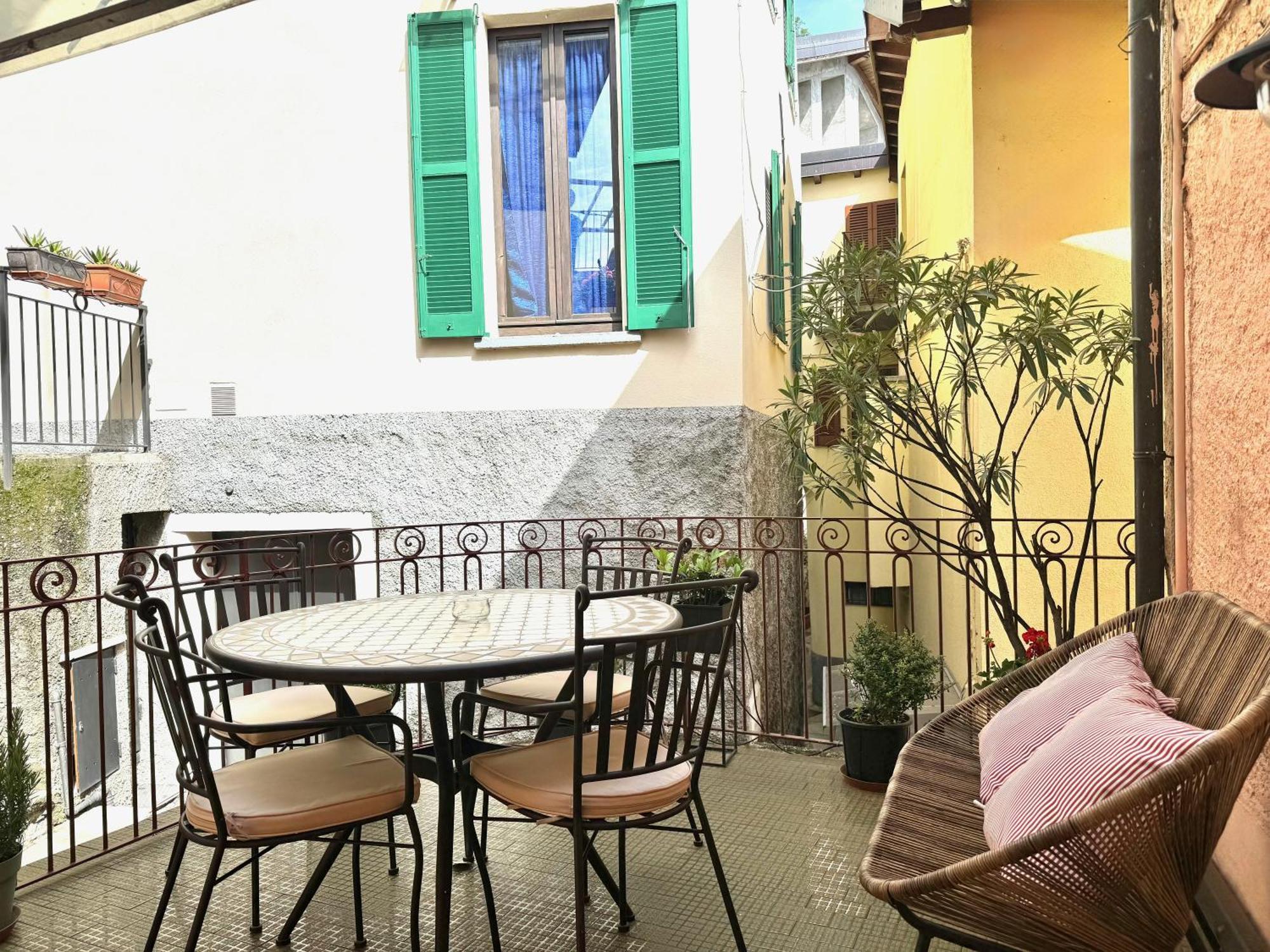 Via Scale Apartments, Como, Apartment *