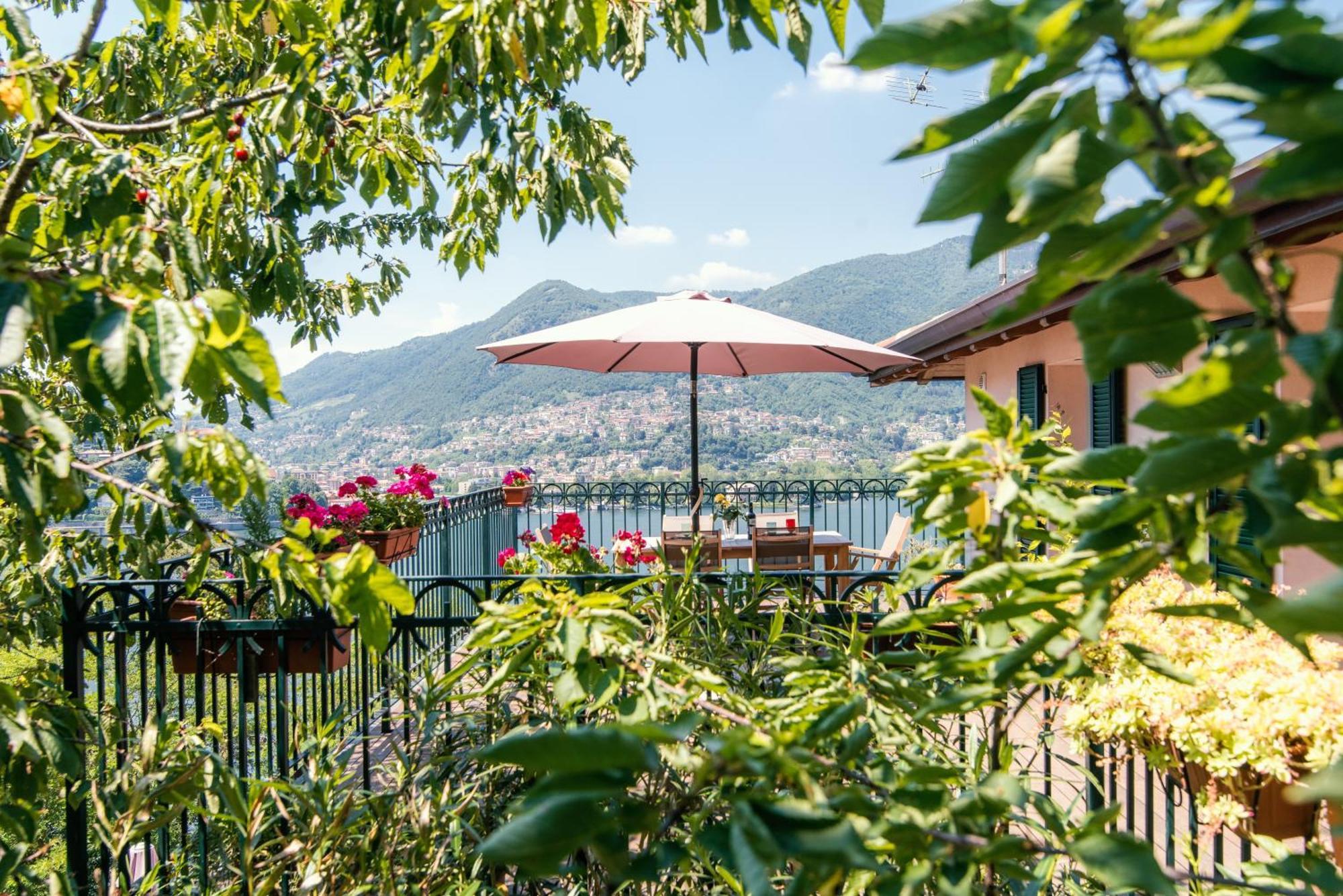 & Mountain Apartment Como