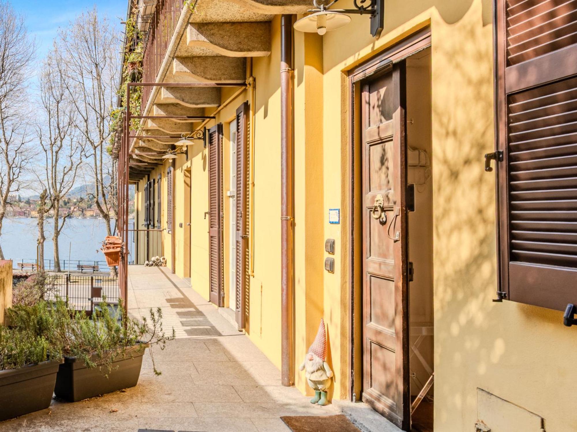 Lungolago By Interhome Lecco