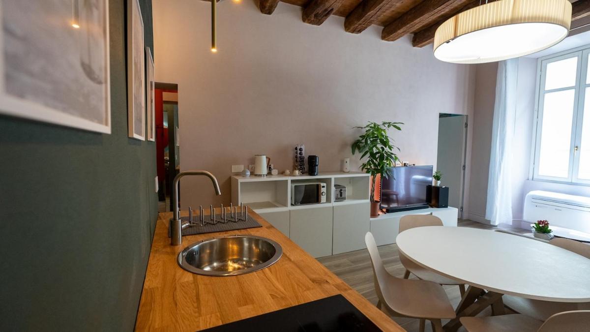 Apartment Del 1400 Nel Cuore Del Centro Storico A 2 Min Dal Porto E Con 2 Bici Gratuite *