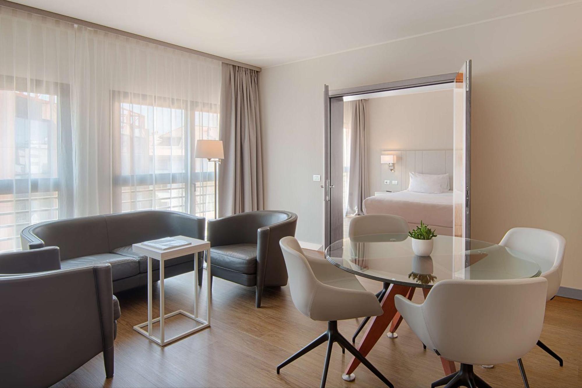 Nh Pontevecchio Hotel 4*