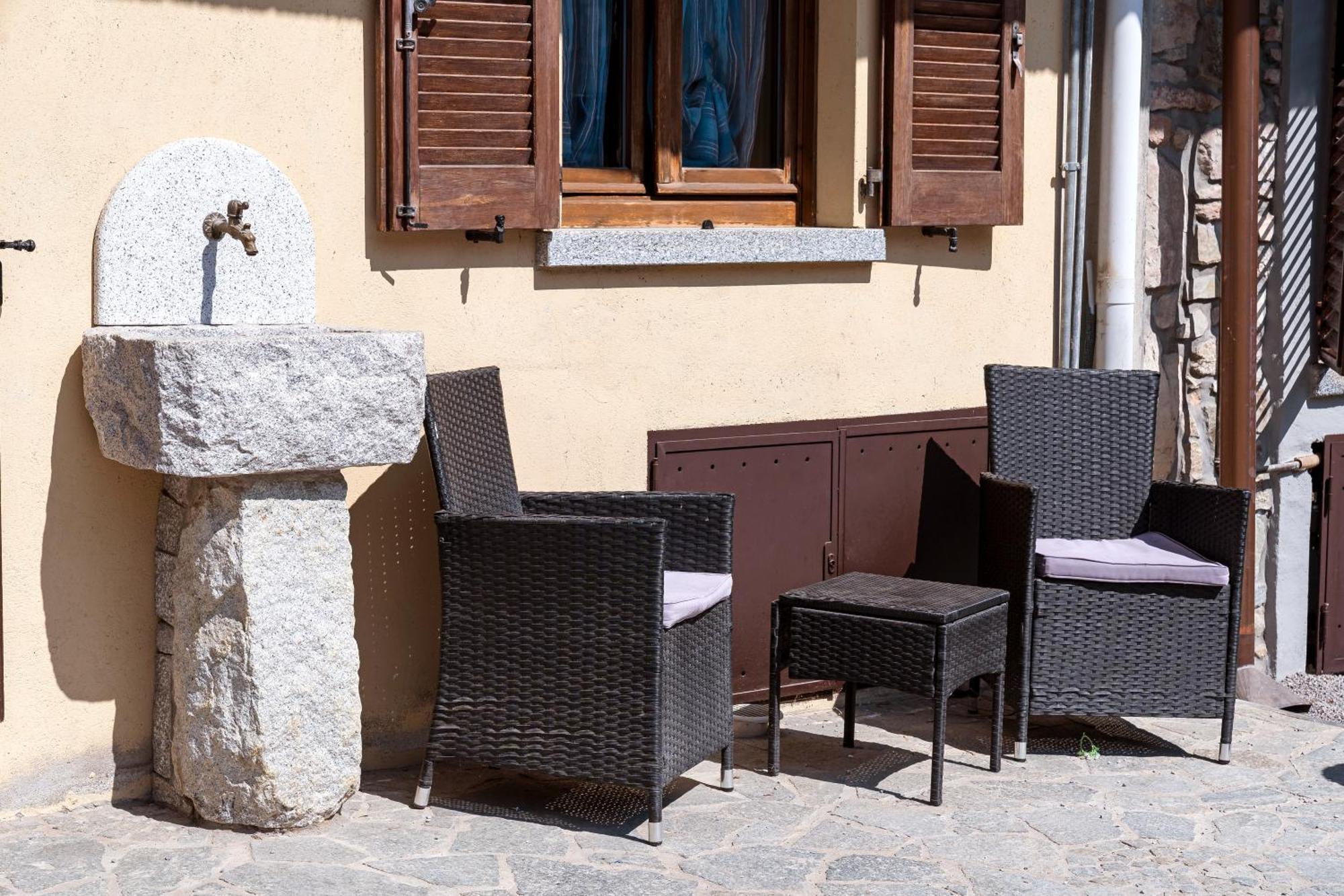 B&B La Corte And Home Restaurant - Free Parking - 10 Minutes To The Lake And Centre *