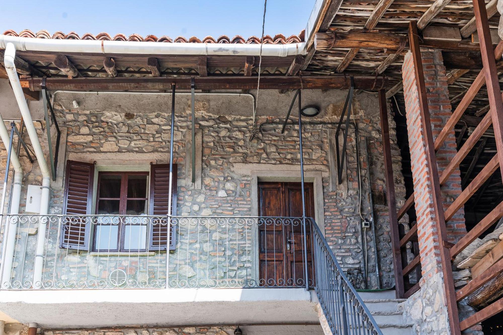 B&B La Corte And Home Restaurant - Free Parking - 10 Minutes To The Lake And Centre *