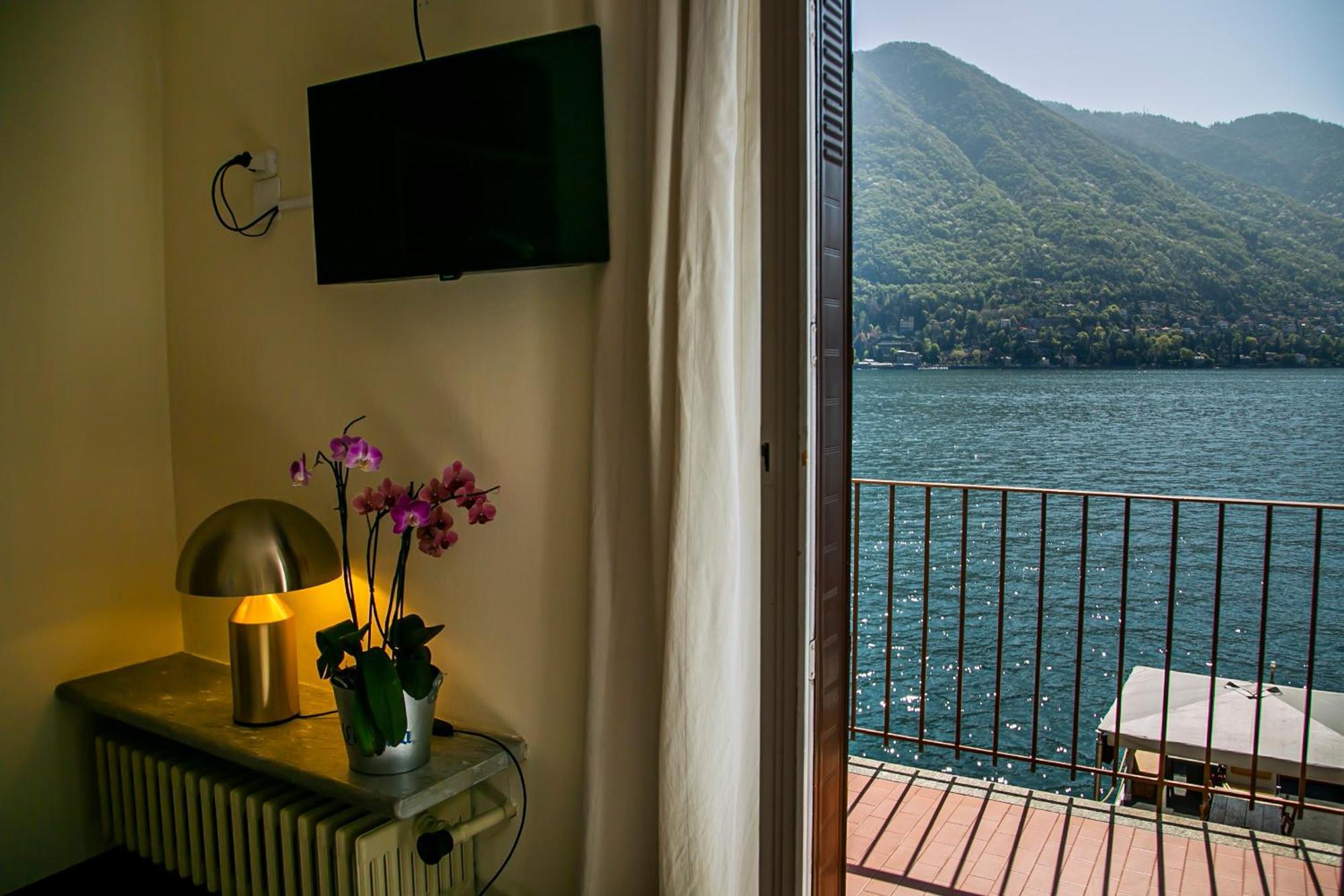 Darsena Di Riva Grande