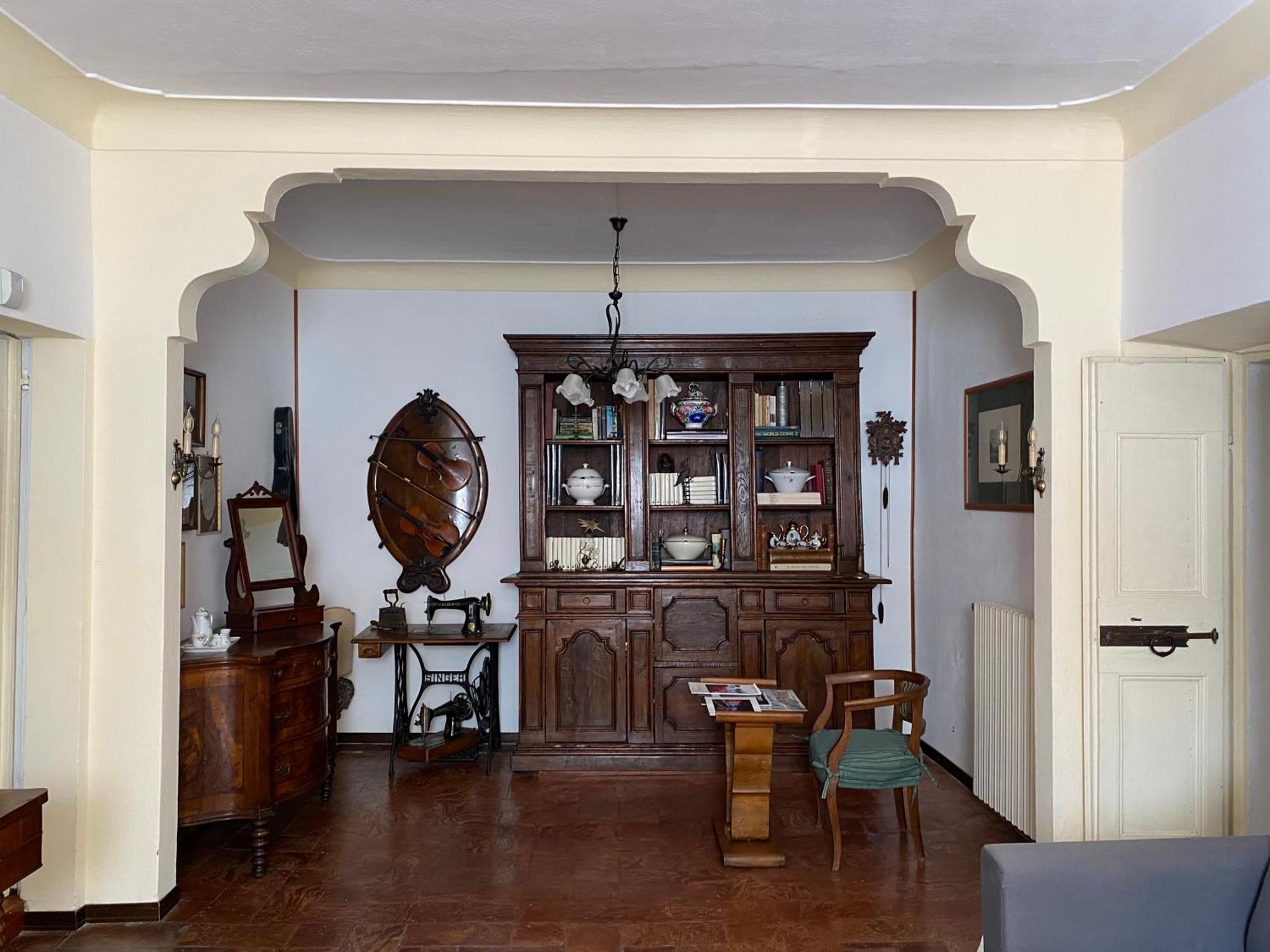 Casa D'epoca Fronte A Di *
