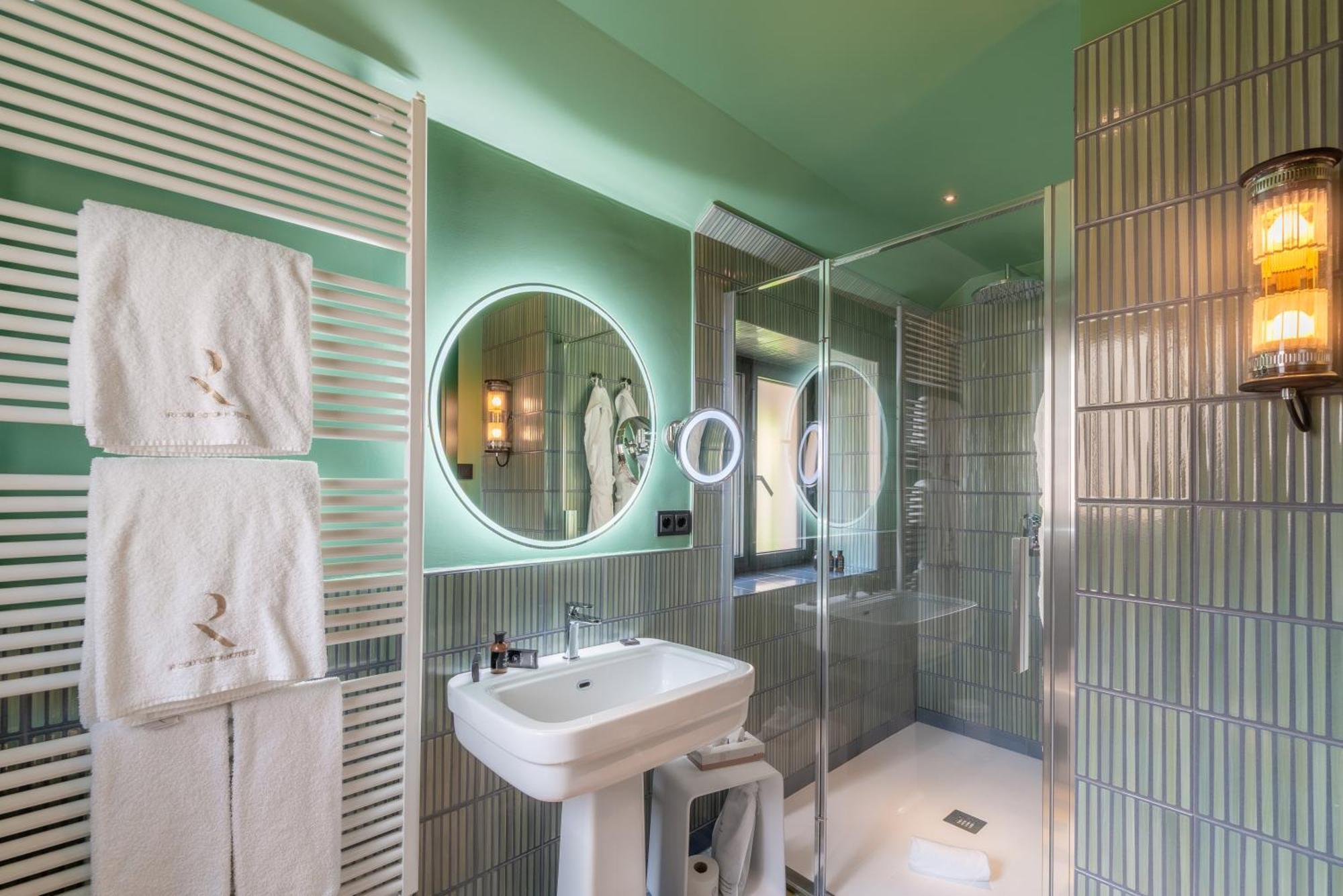 Casa Du Lac, By R Collection 4*