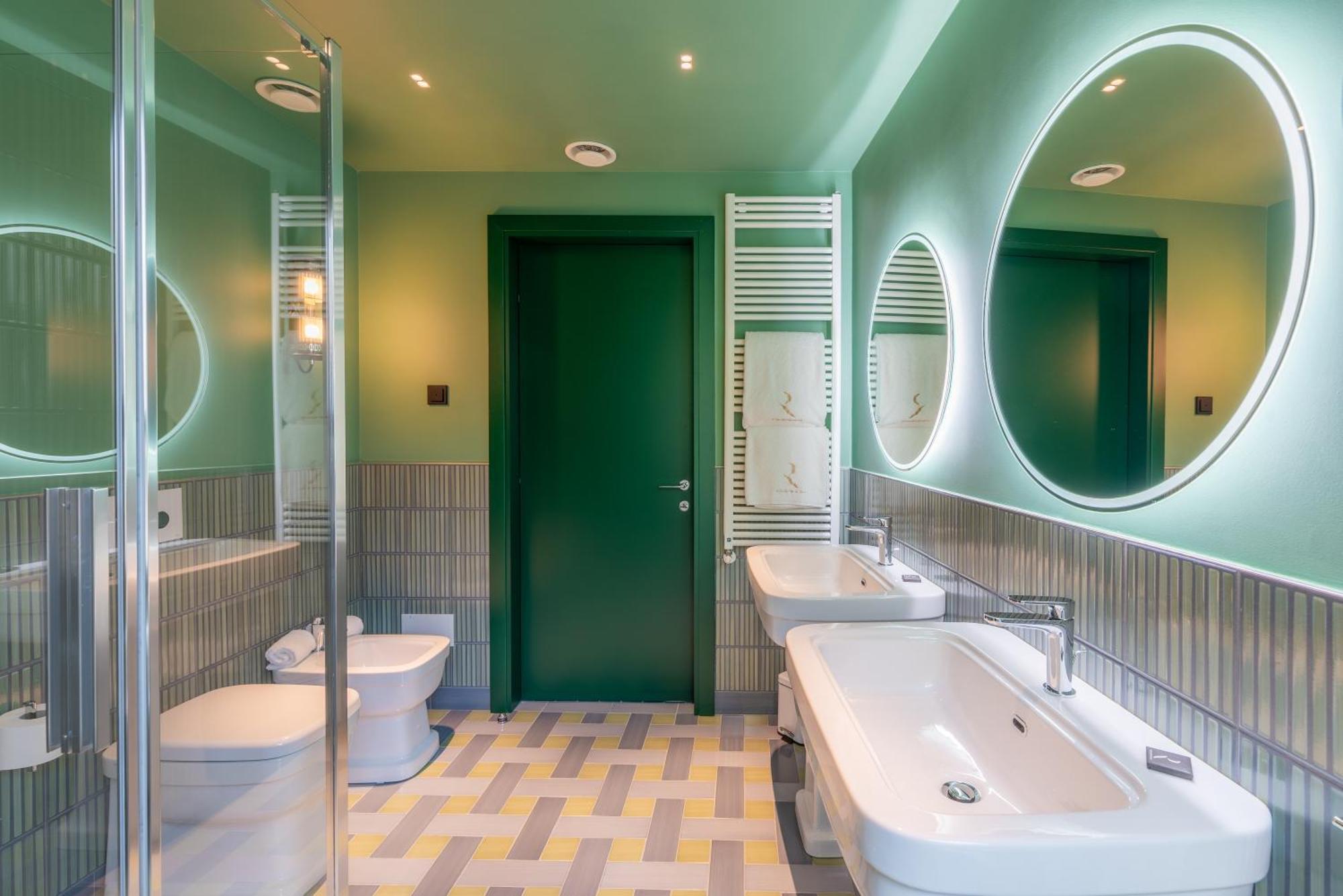 Casa Du Lac, By R Collection Varenna