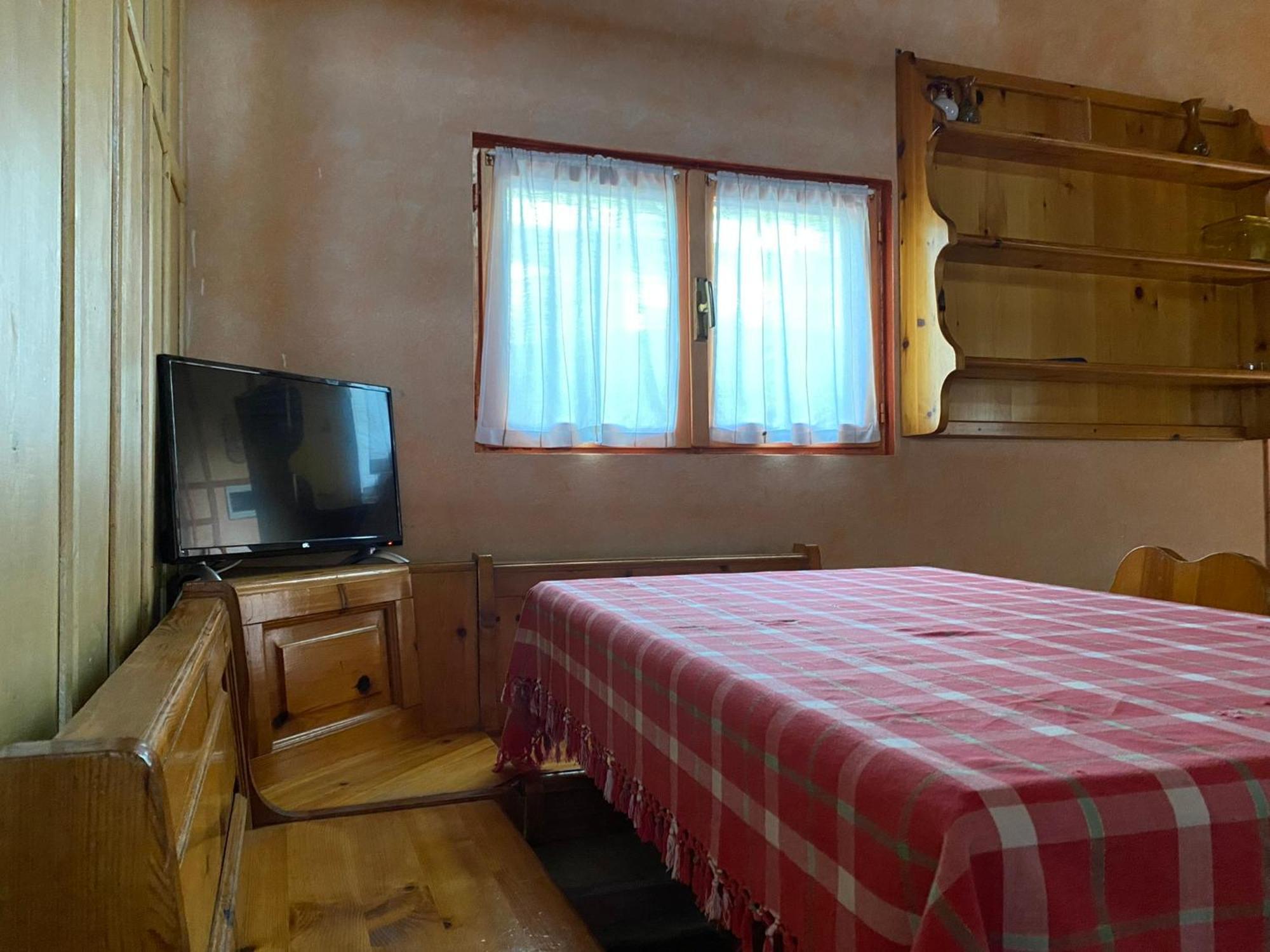 Camping Montorfano Campingplatz 2*