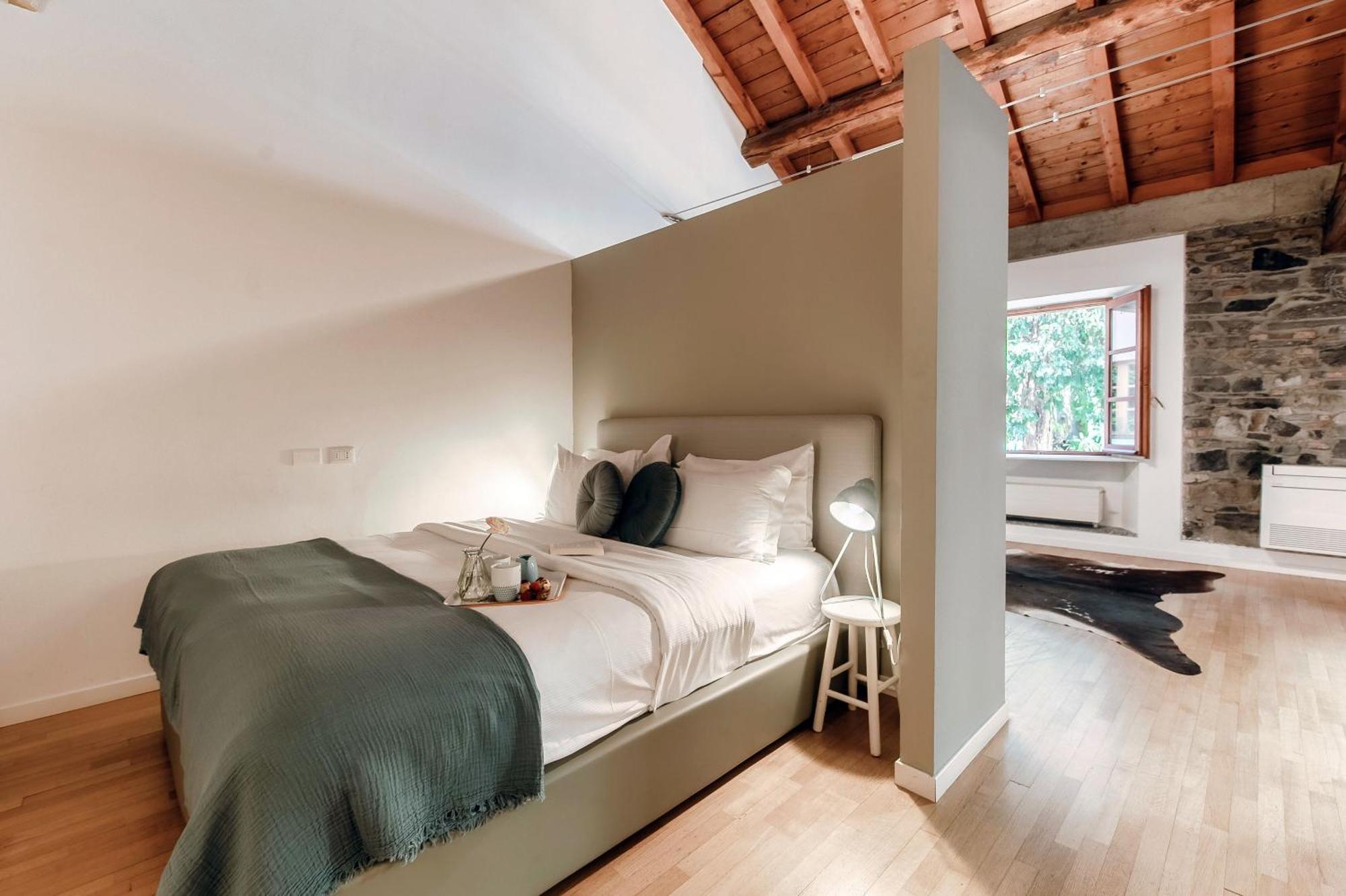 Corte Delle Rondini - Bymyhomeincomo Apartment