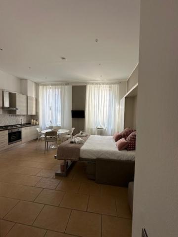 Apartment Dama In Center *