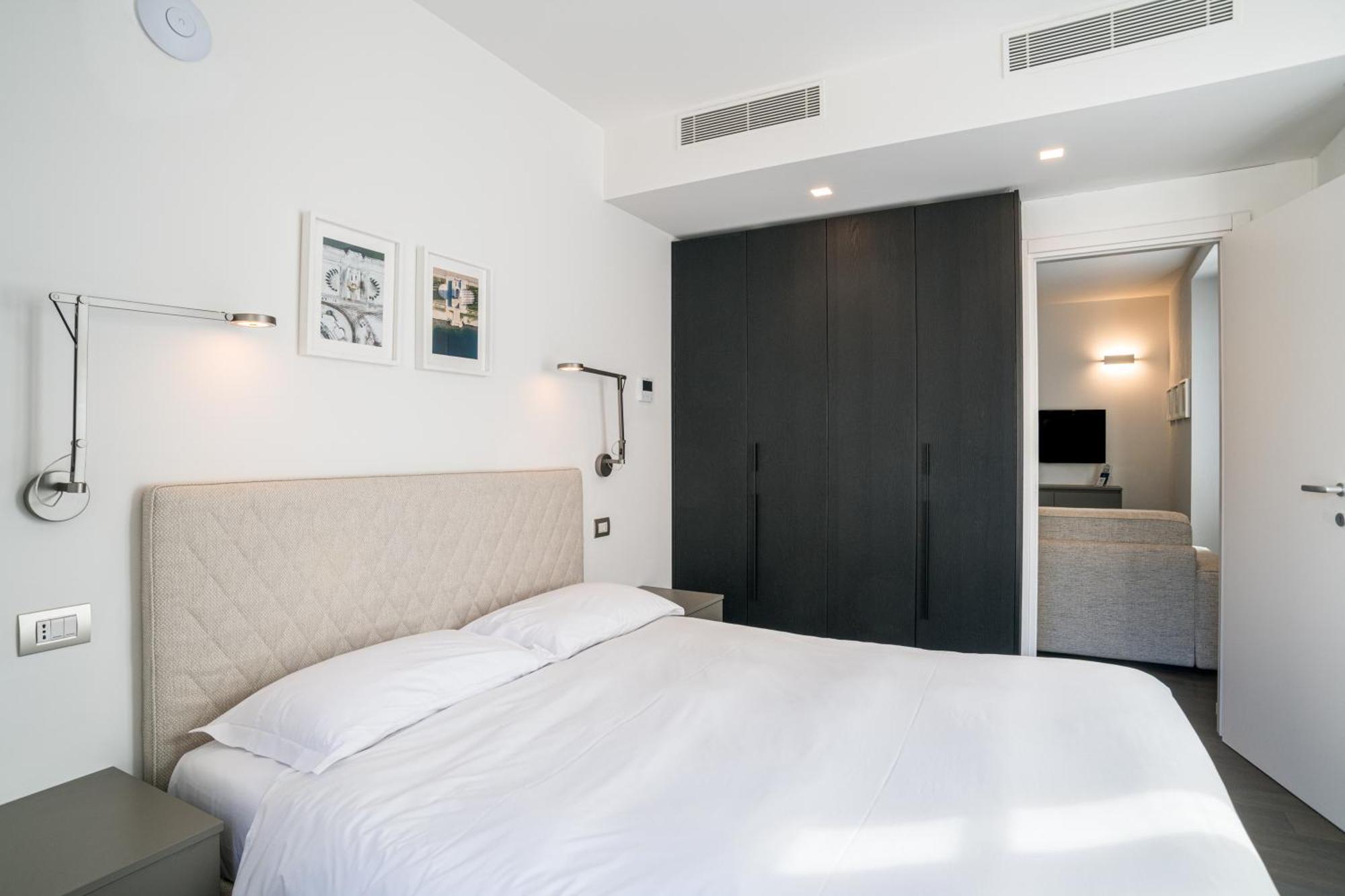 Palazzo La Cortesella - Modern Design & Location