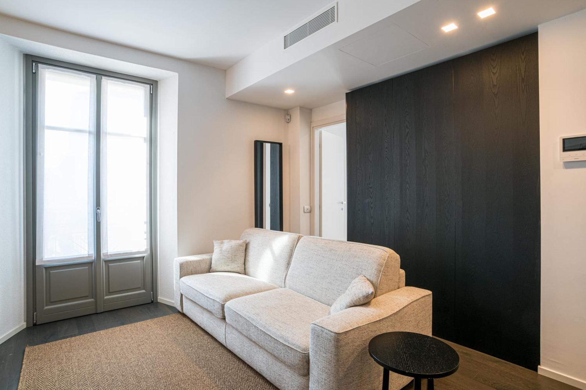 Palazzo La Cortesella - Modern Design & Location Apartment *