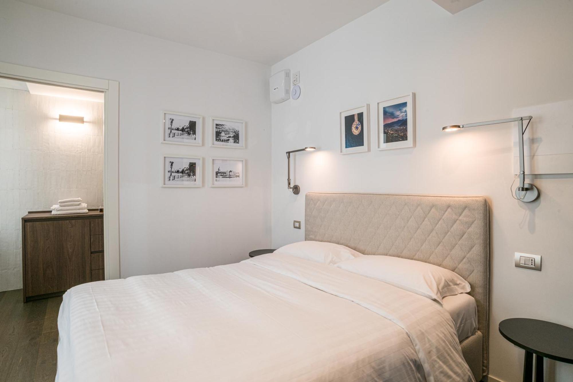 Palazzo La Cortesella - Modern Design & Location