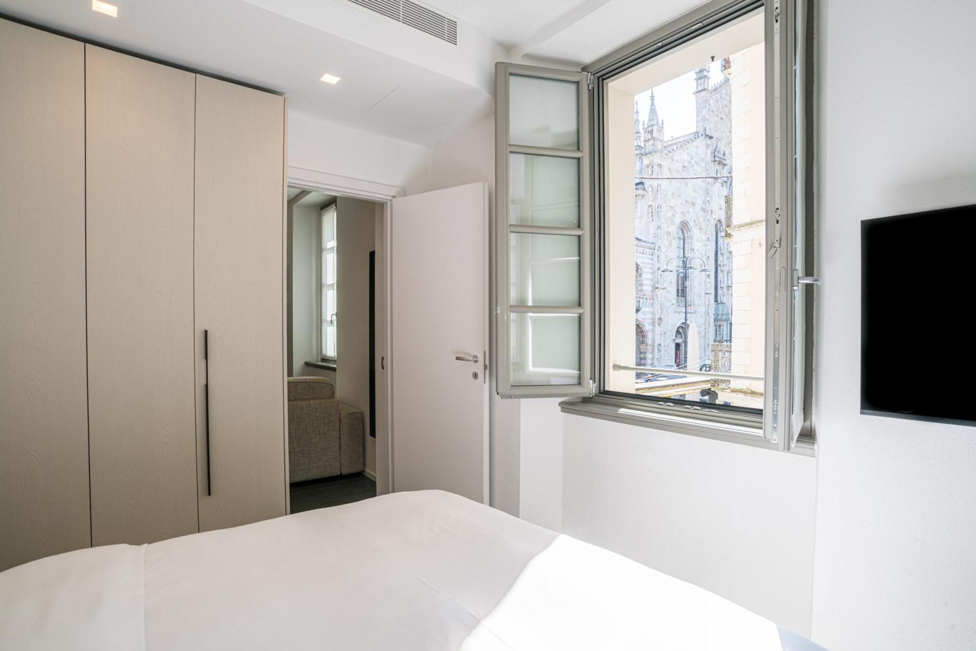 Palazzo La Cortesella - Modern Design & Location