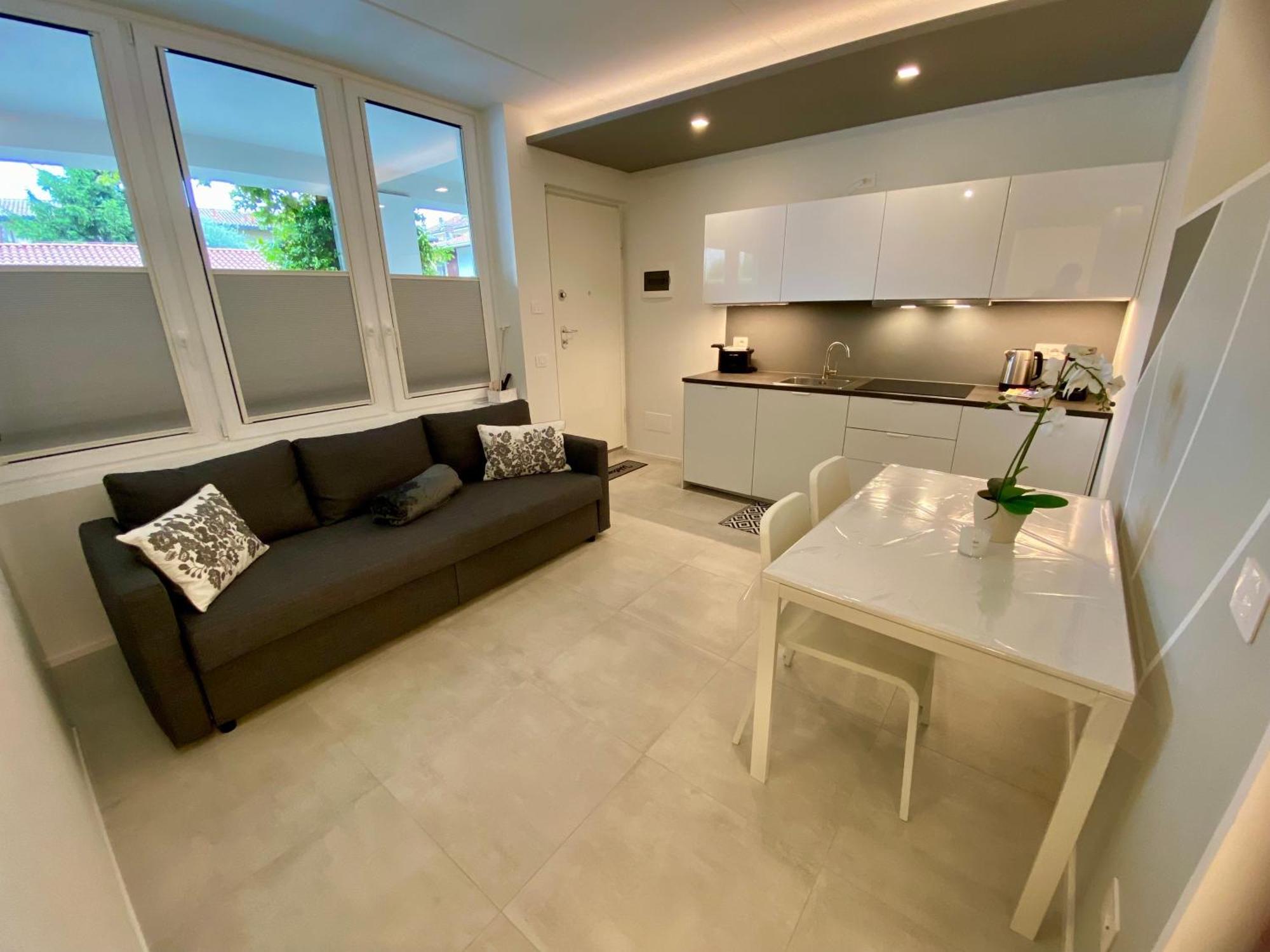 New Residenza Le Essenze - I 7 Laghi Apartment
