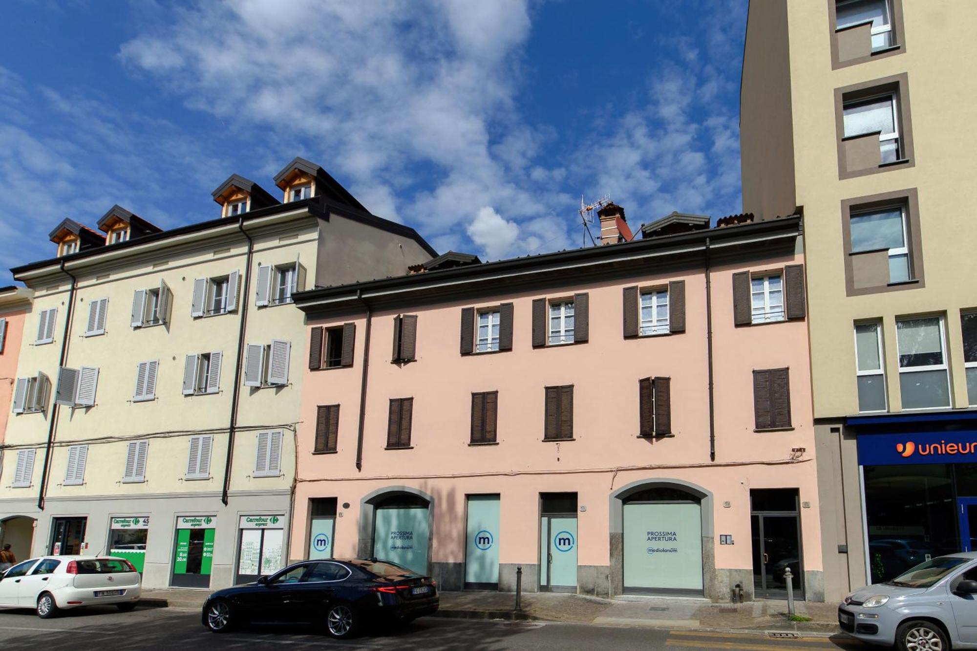 Dalia - By The House Of Travelers * Como