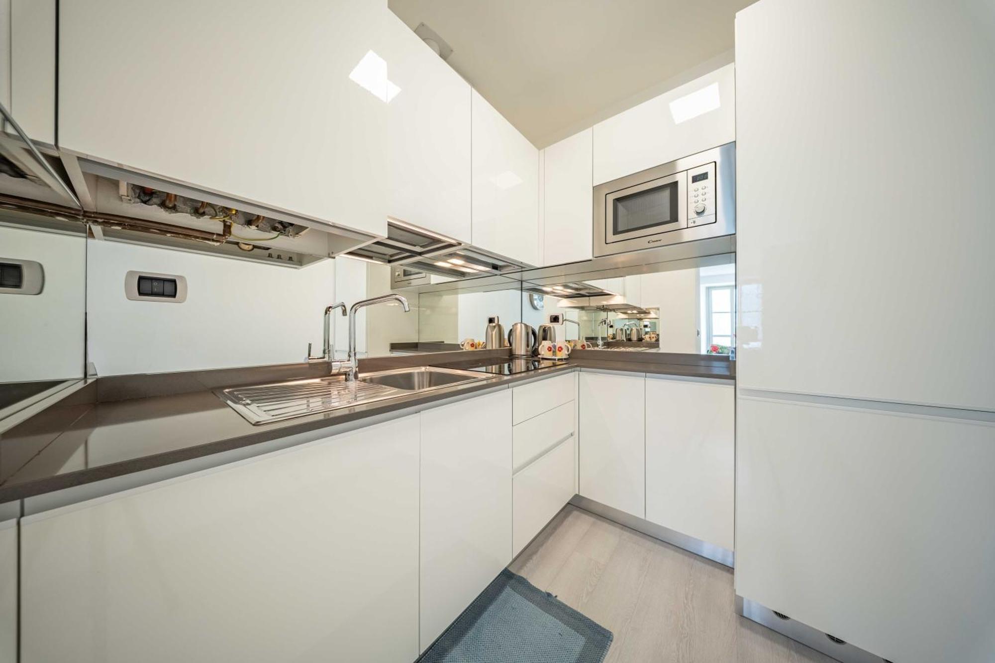 Romantic Laghee Apartment *