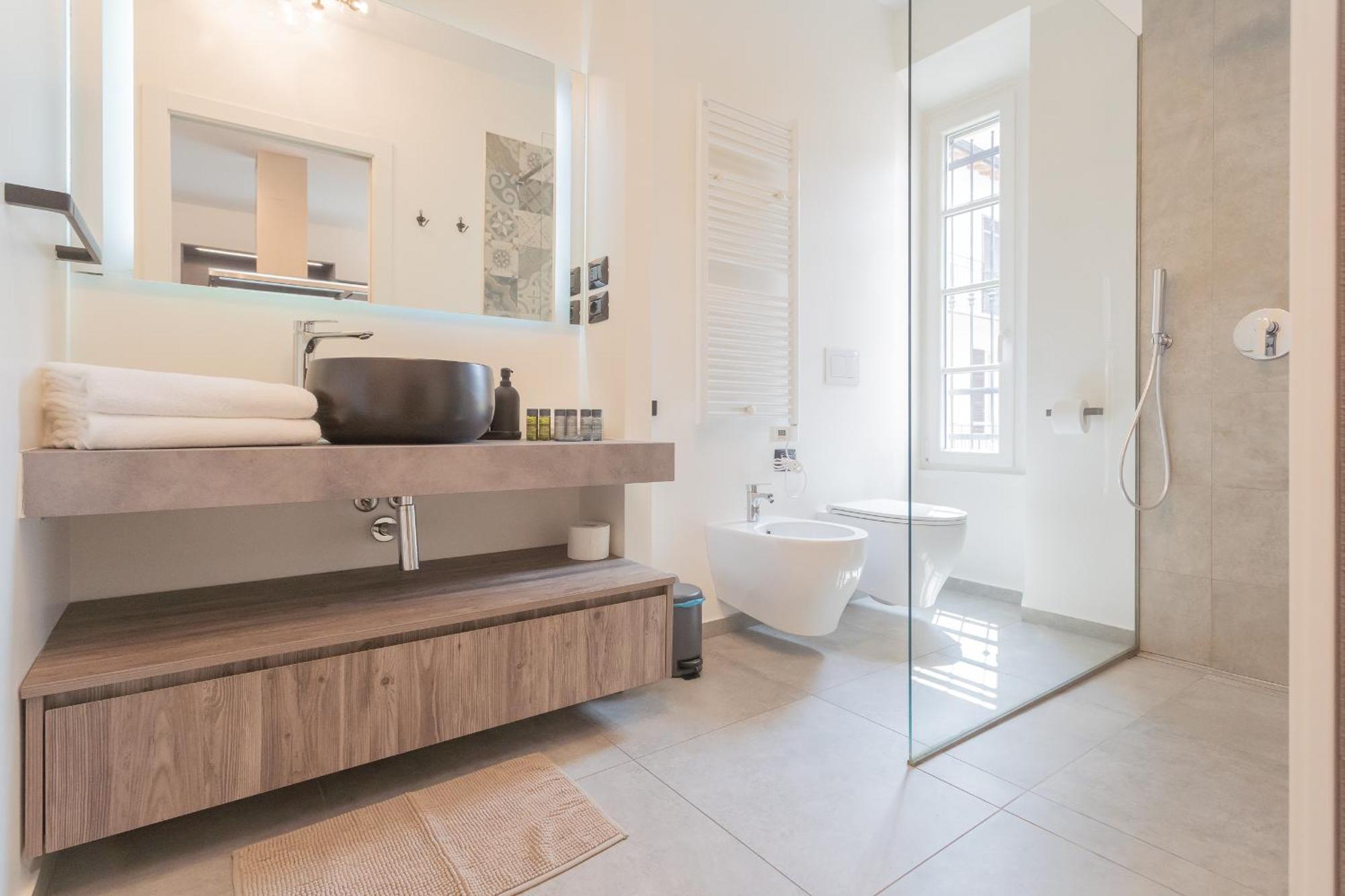 Apartment Enchanted - By Rent Como