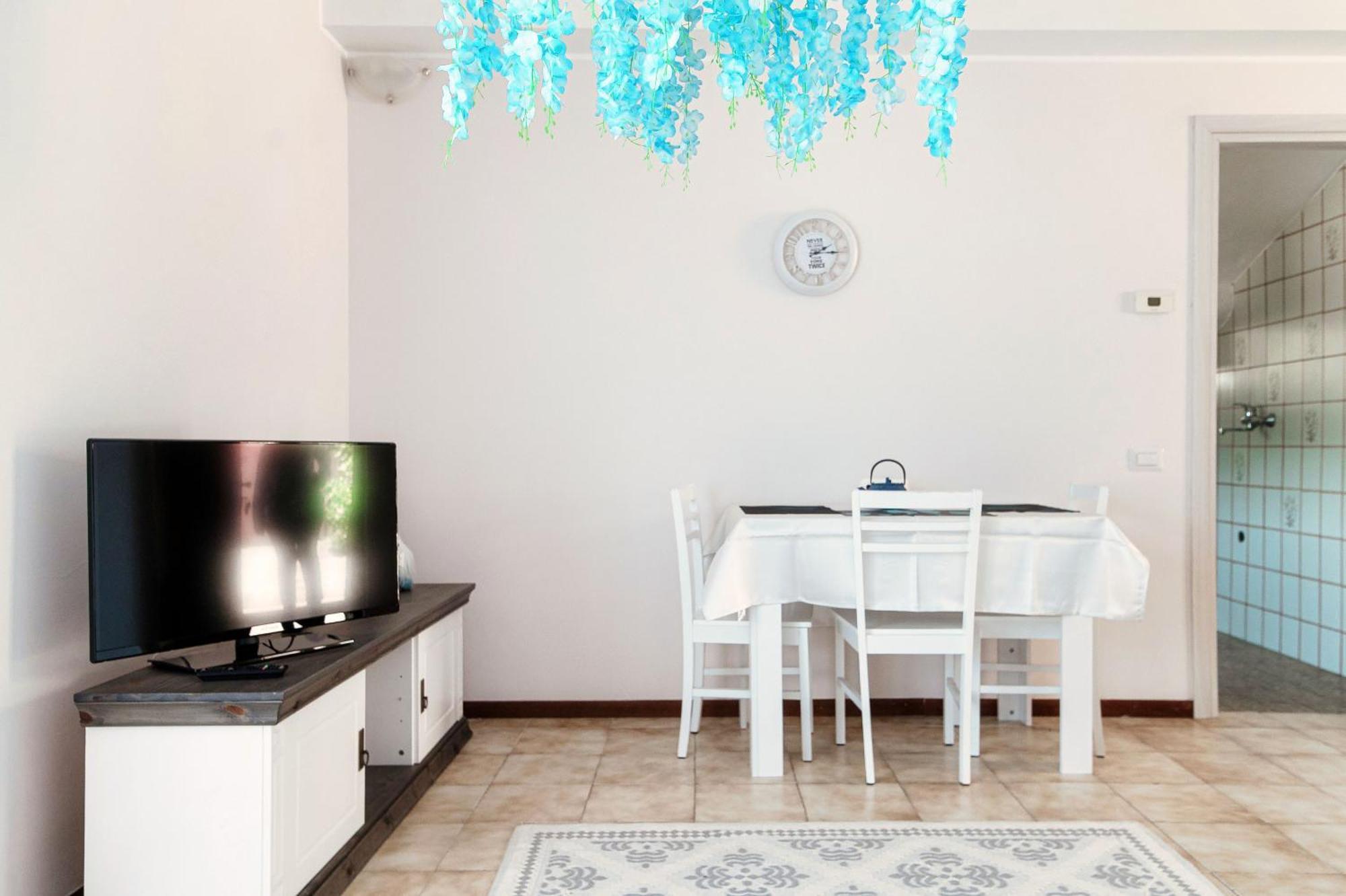 Apartment Wisteria On Como