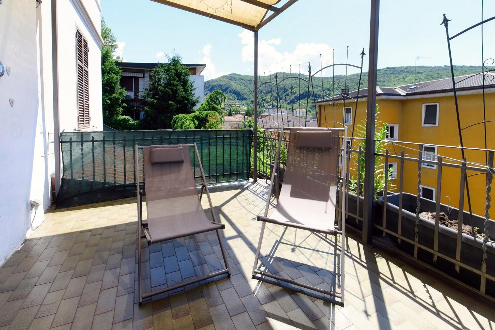Wisteria On Apartment Como